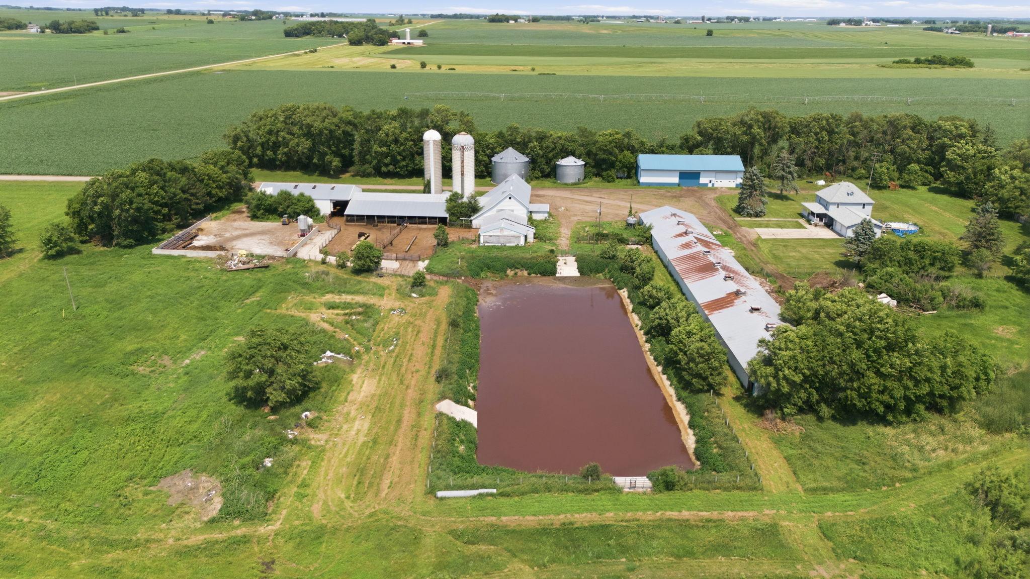 main property photo 45