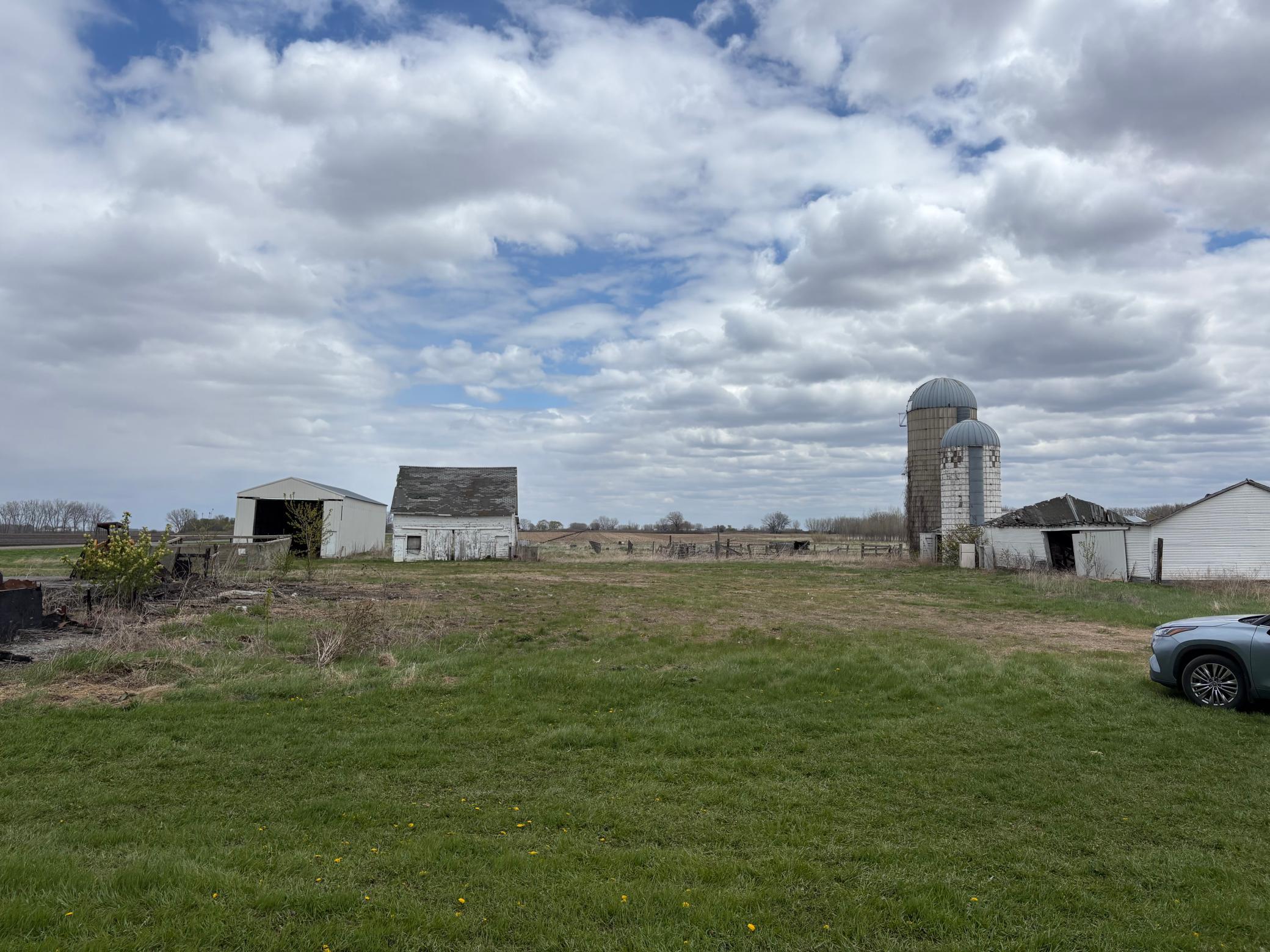 main property photo 17