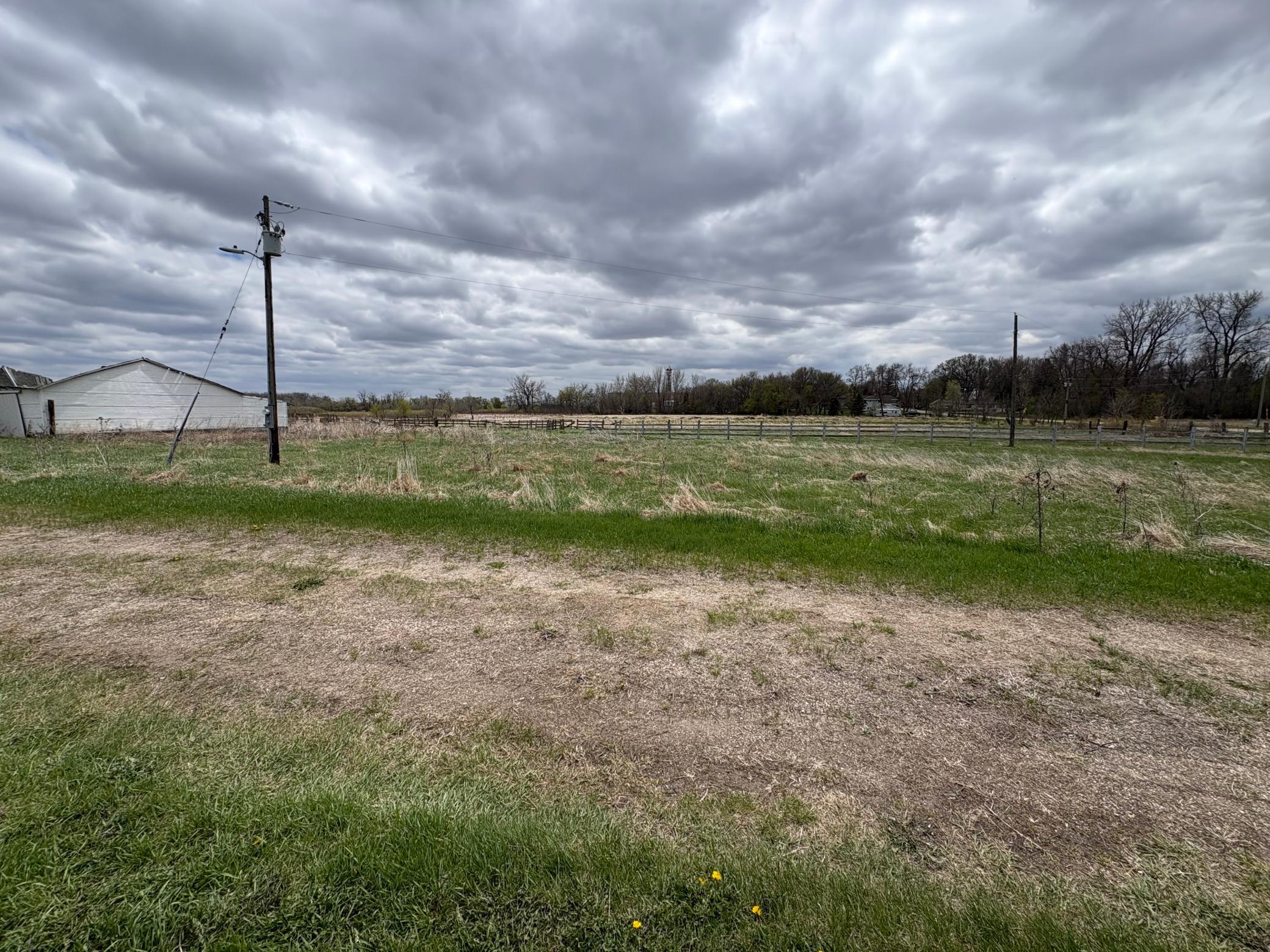 main property photo 18