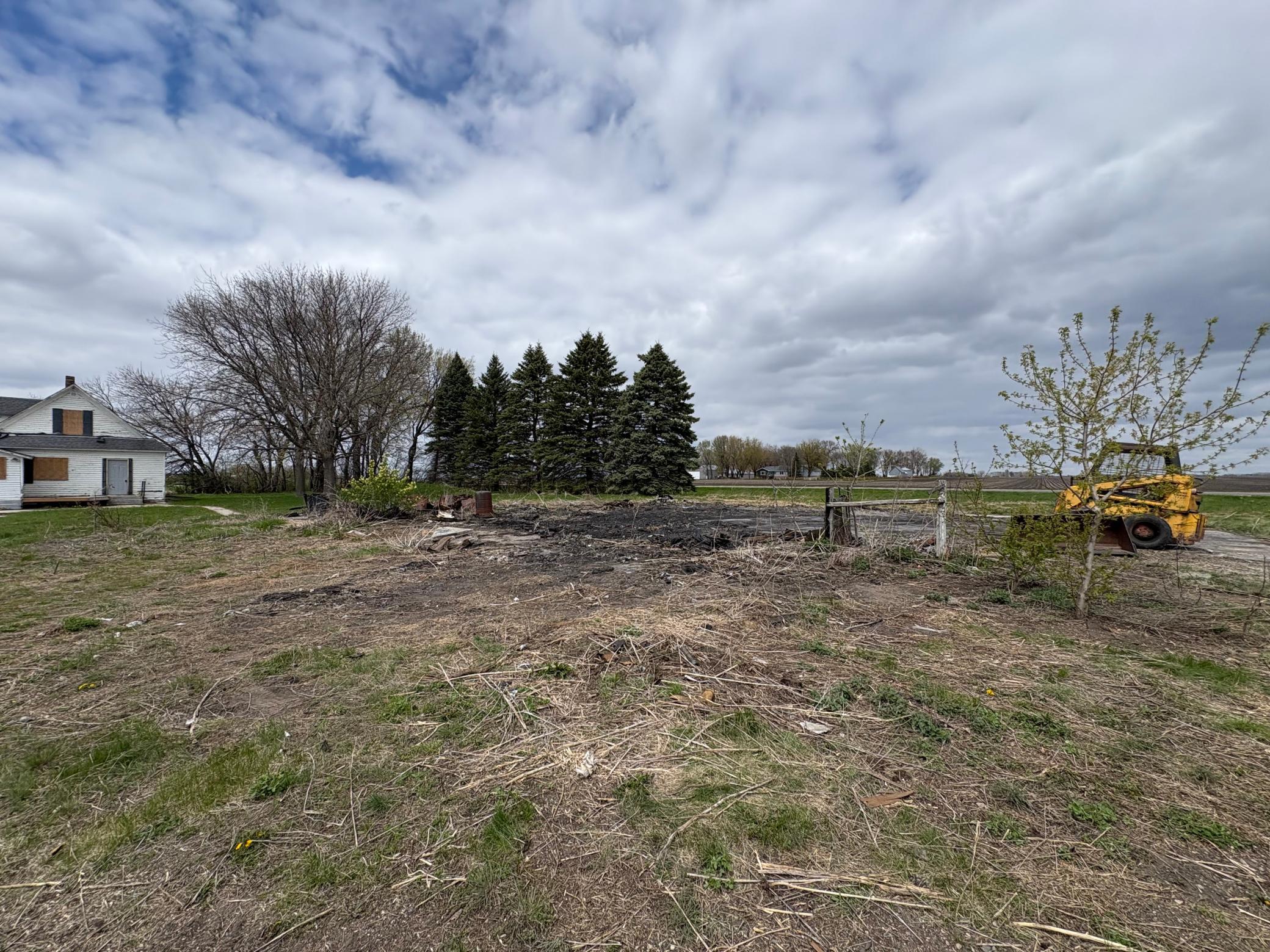 main property photo 35