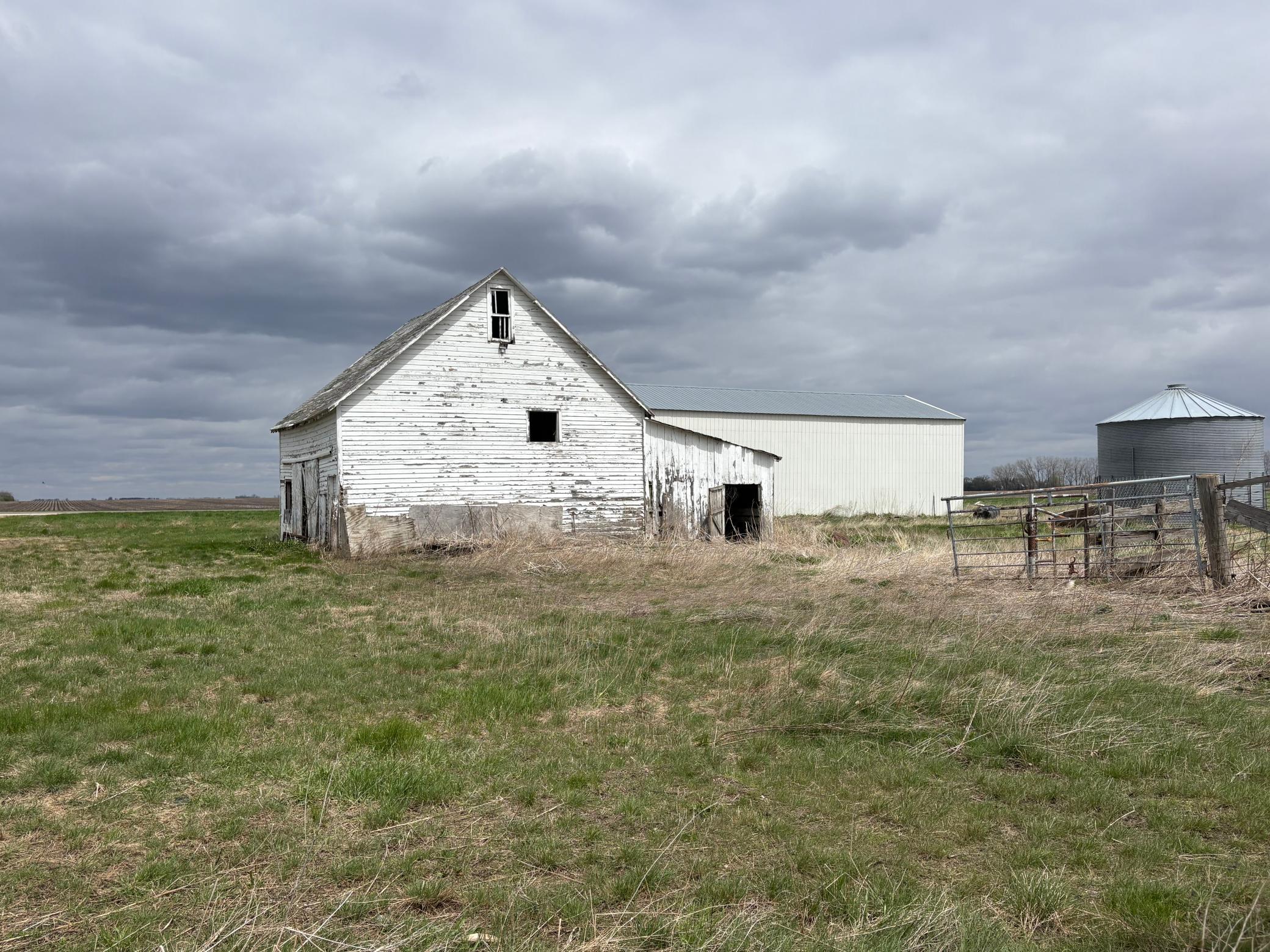 main property photo 6