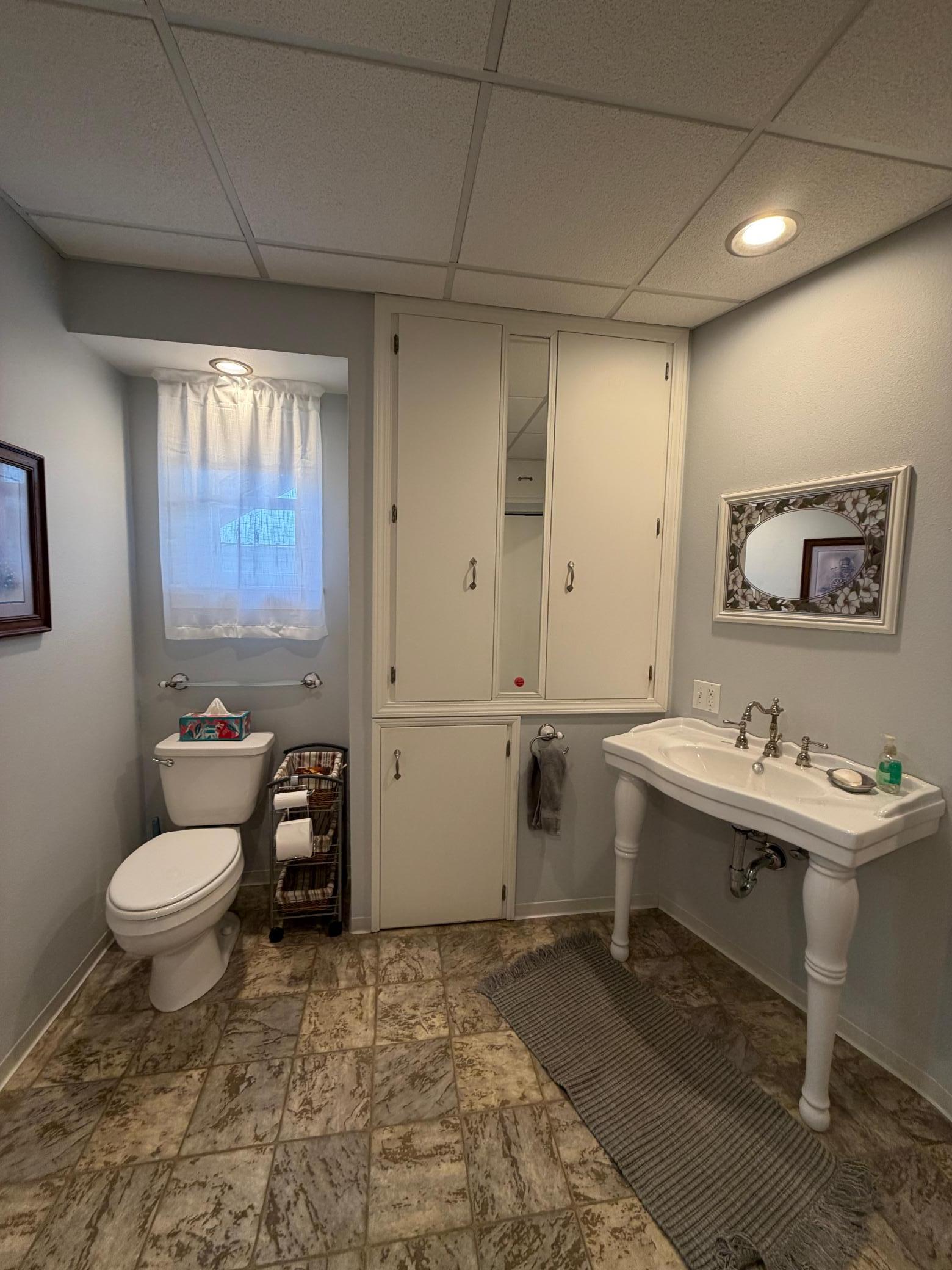main property photo 10