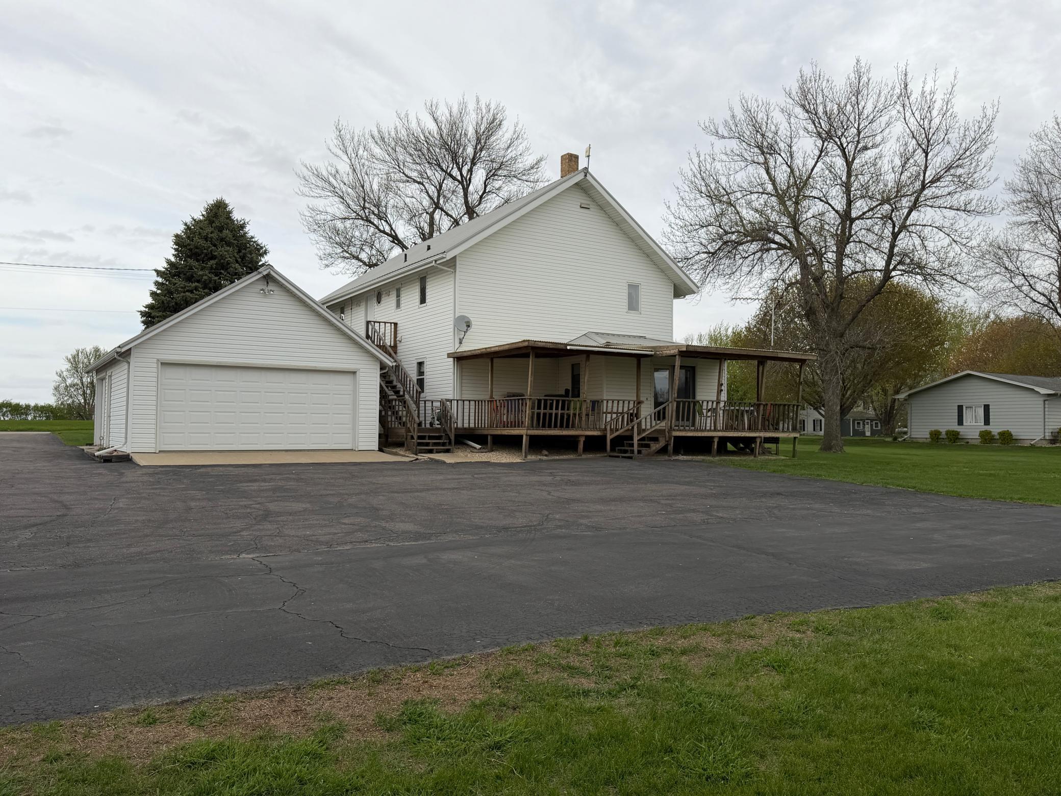 main property photo 57