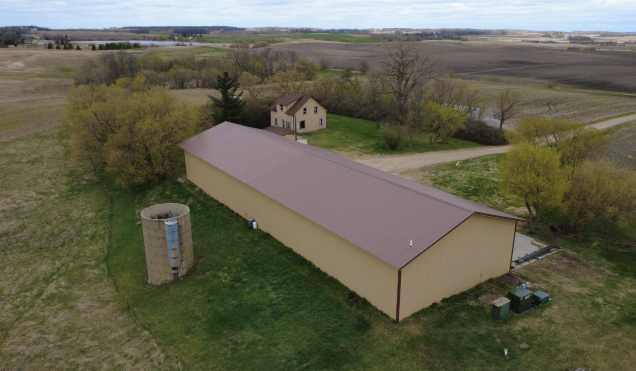 main property photo 12