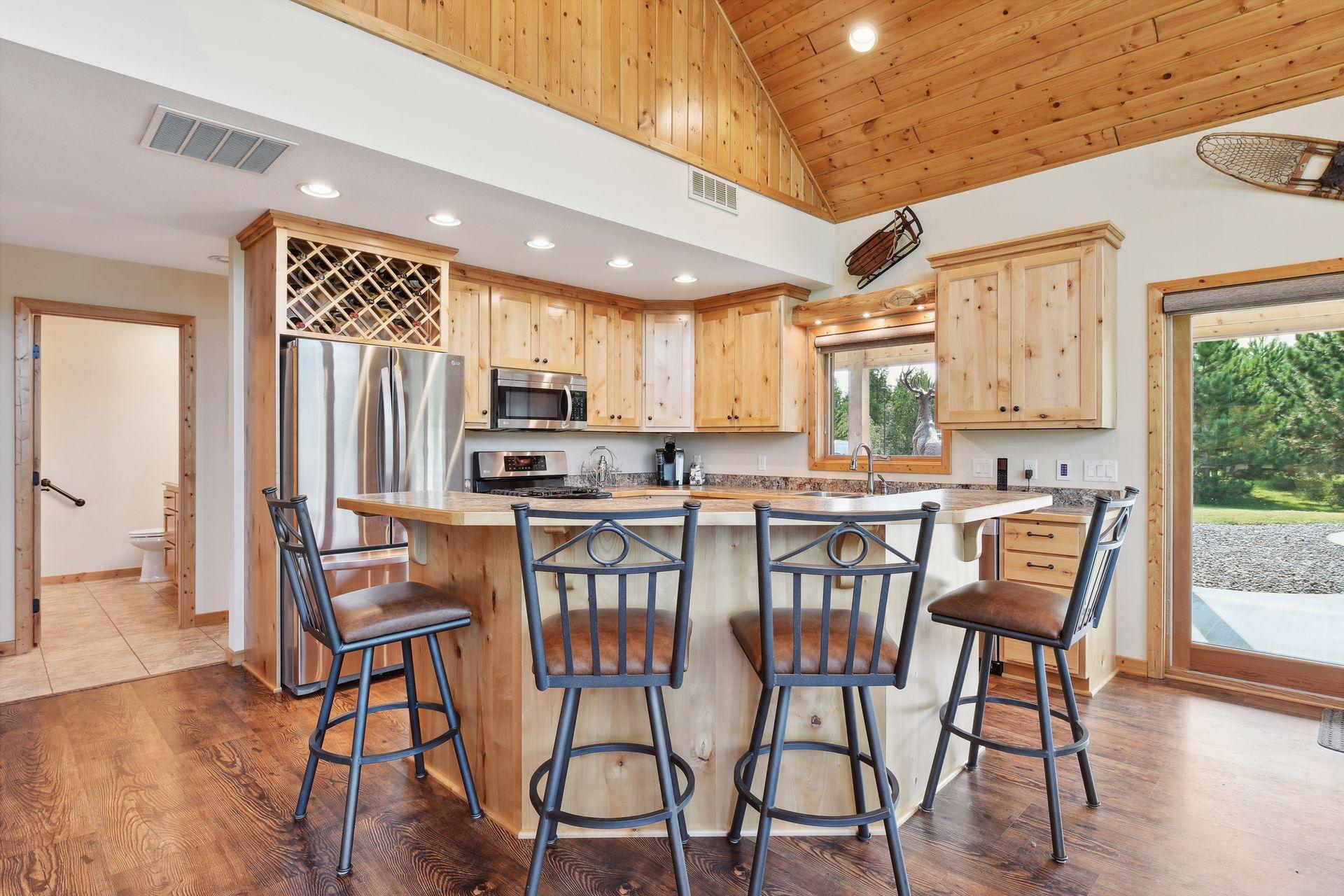 main property photo 18