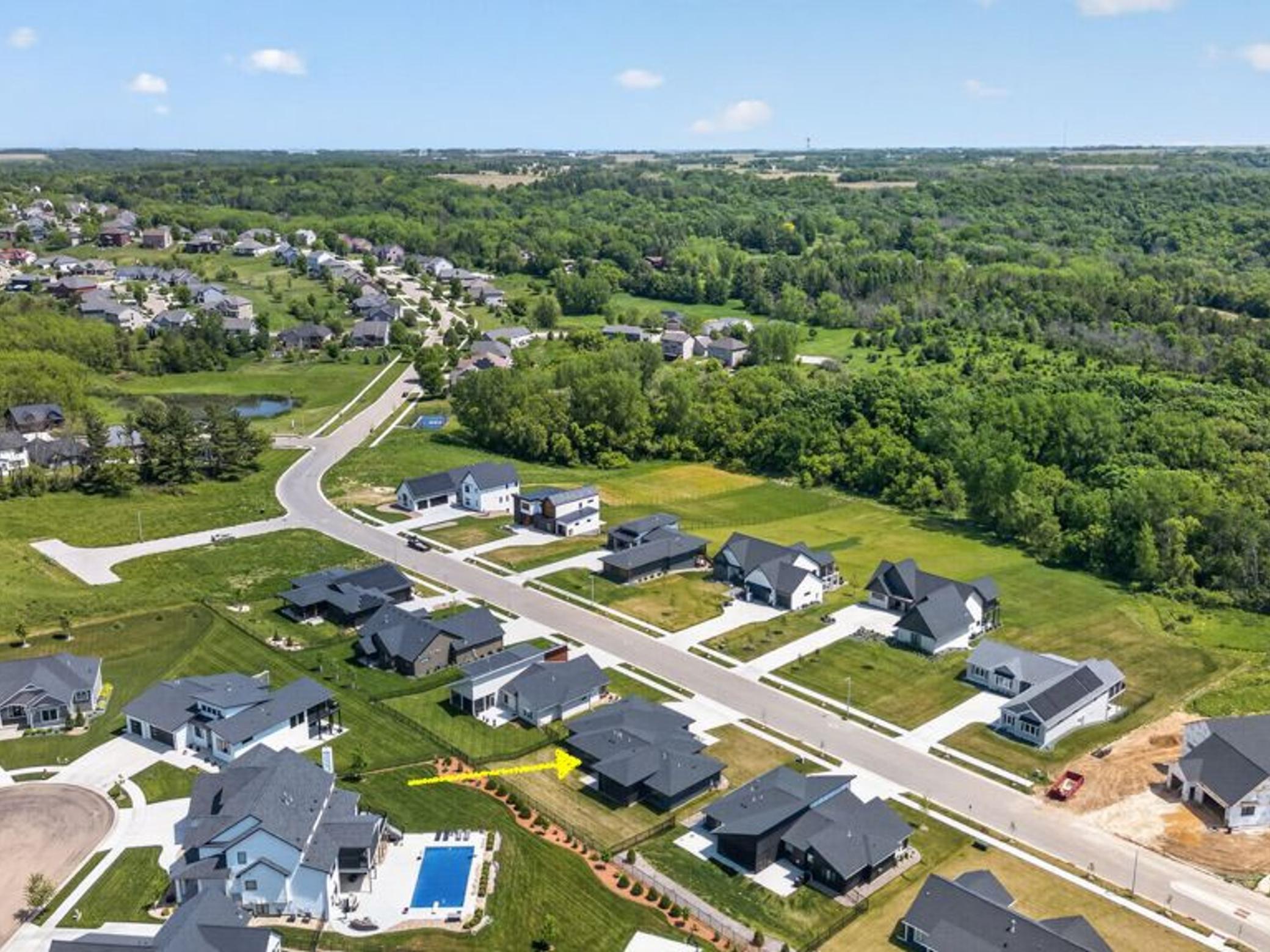 main property photo 38