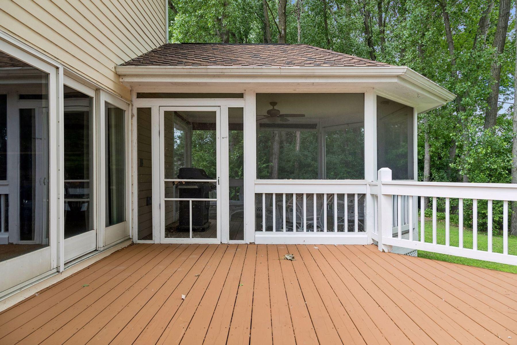 main property photo 30
