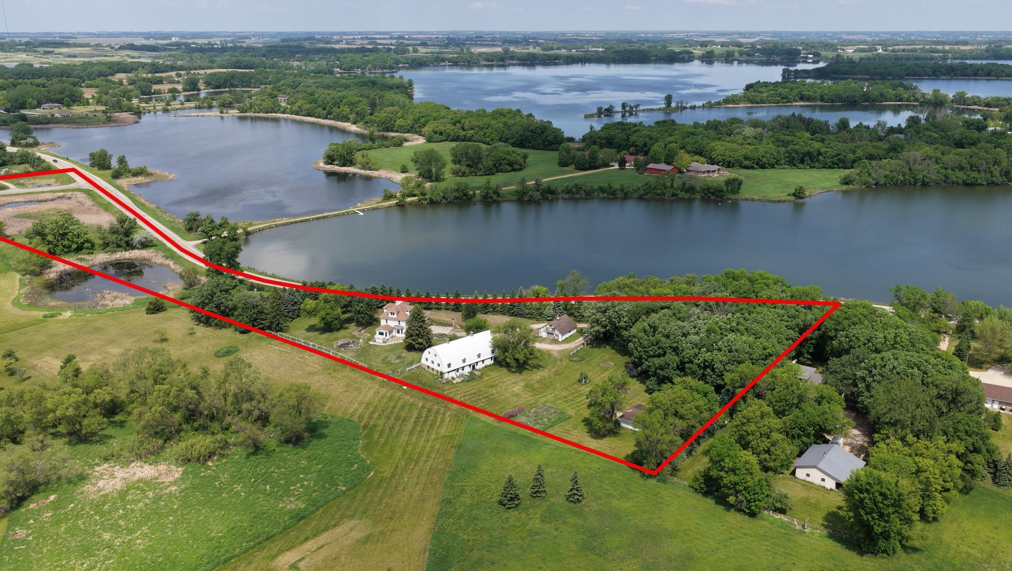 main property photo 3