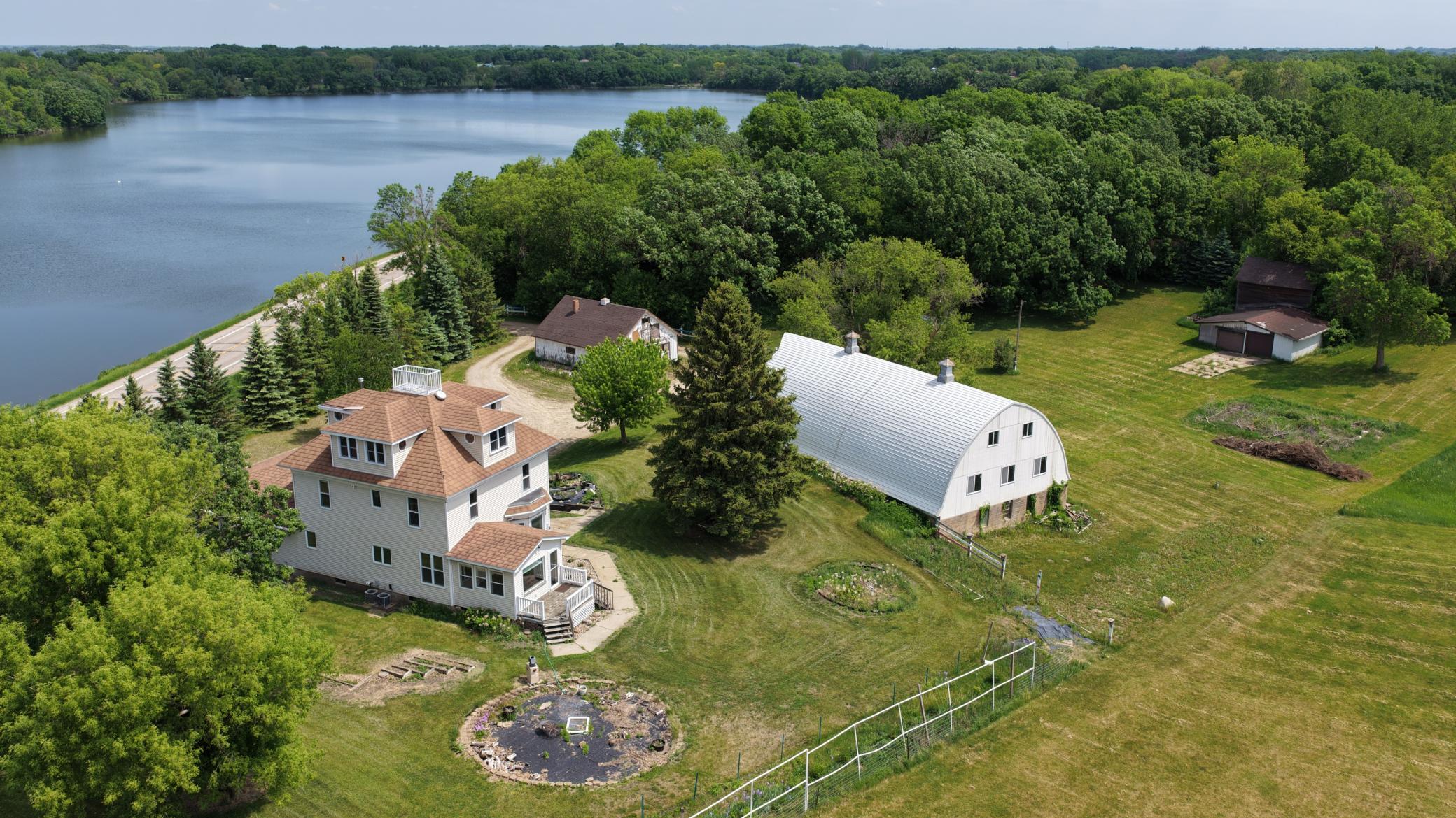 main property photo 70