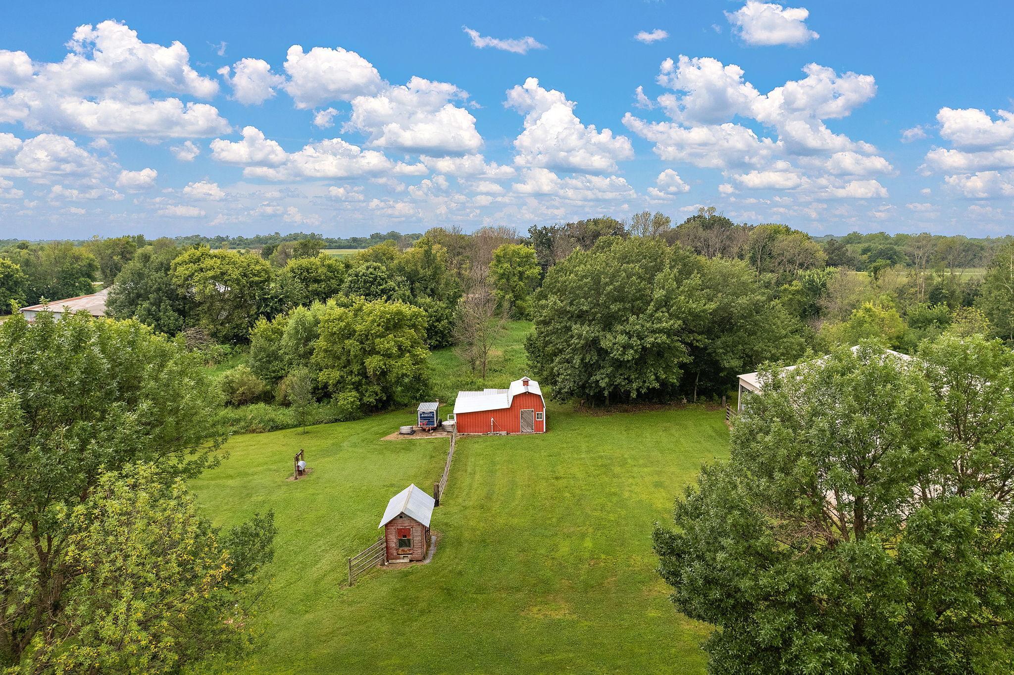 main property photo 8
