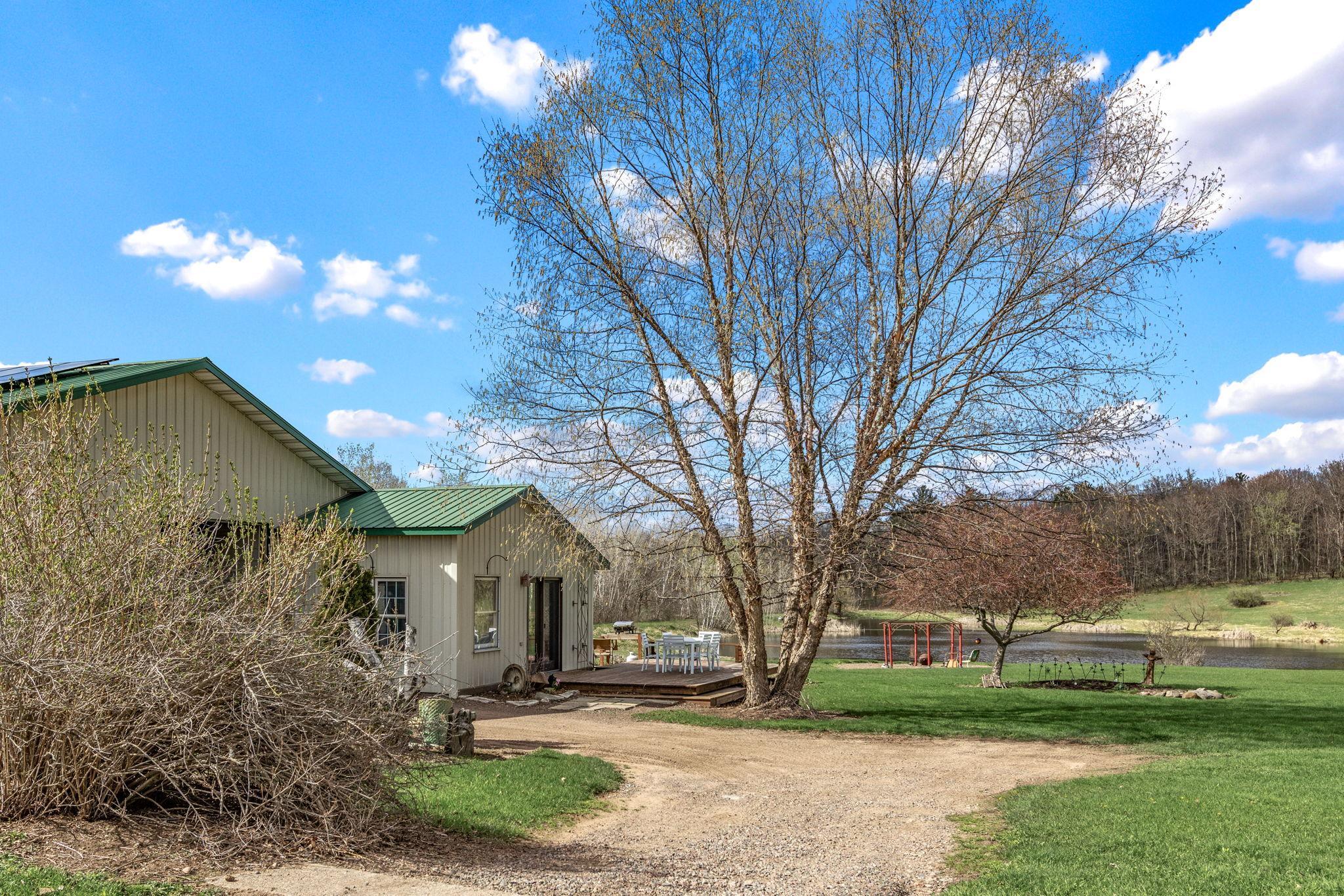 main property photo 31