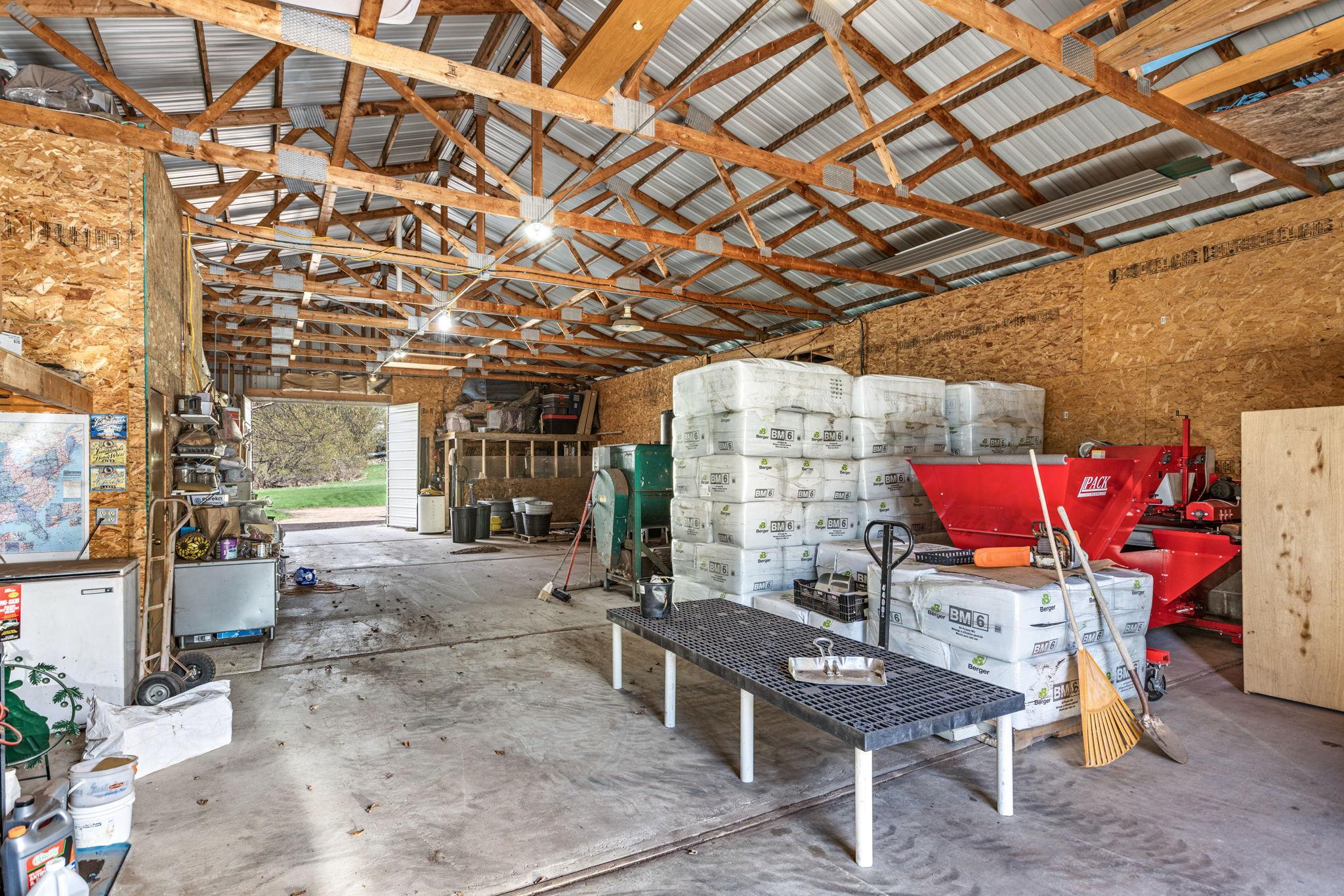 main property photo 45