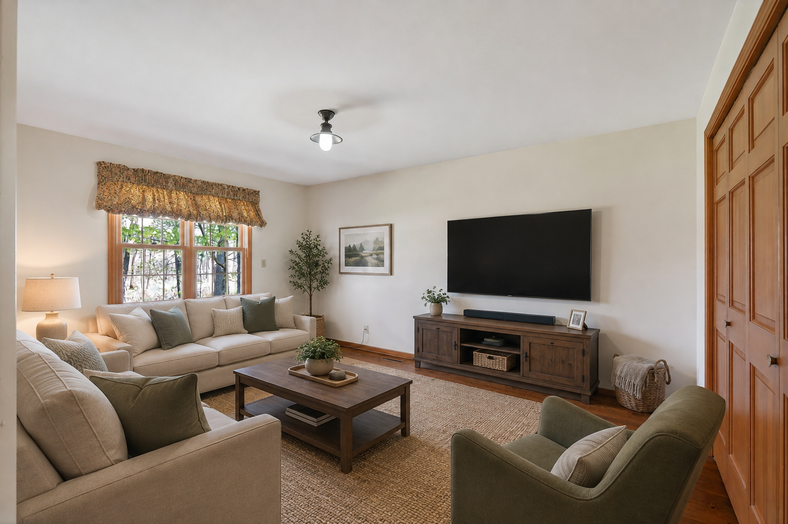 main property photo 17