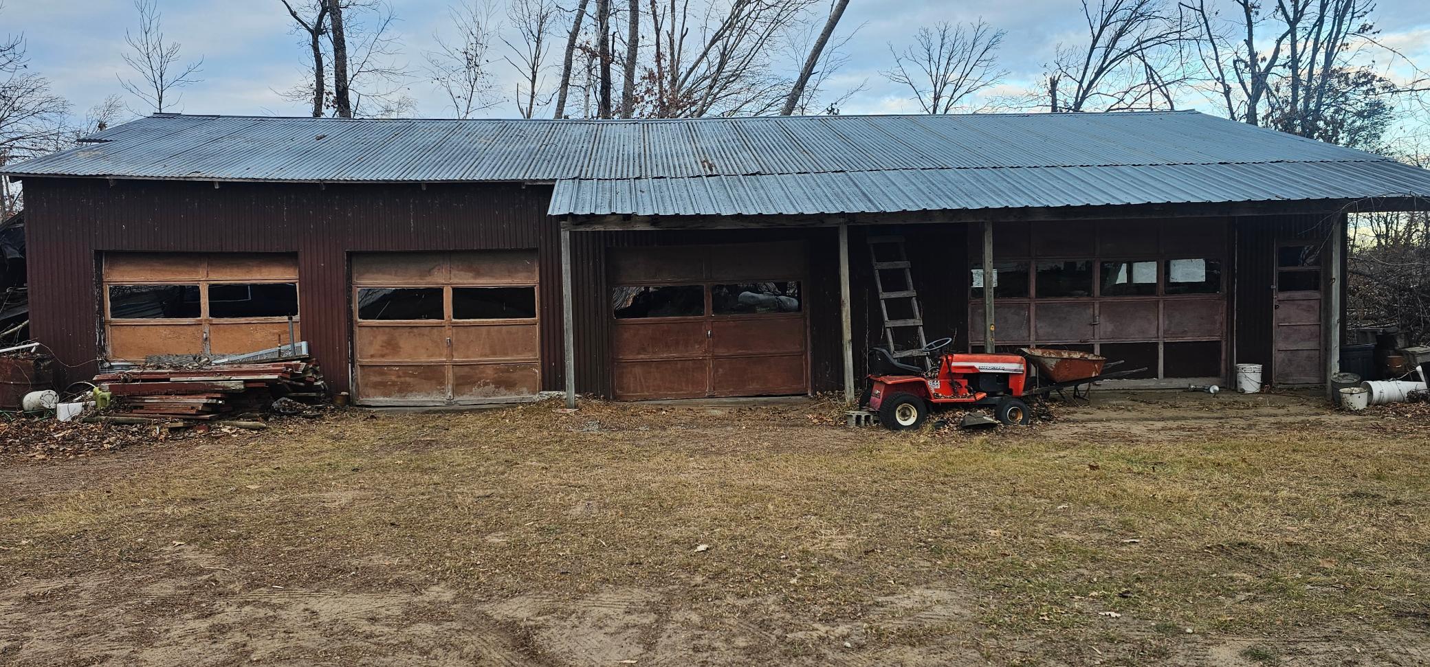 main property photo 3