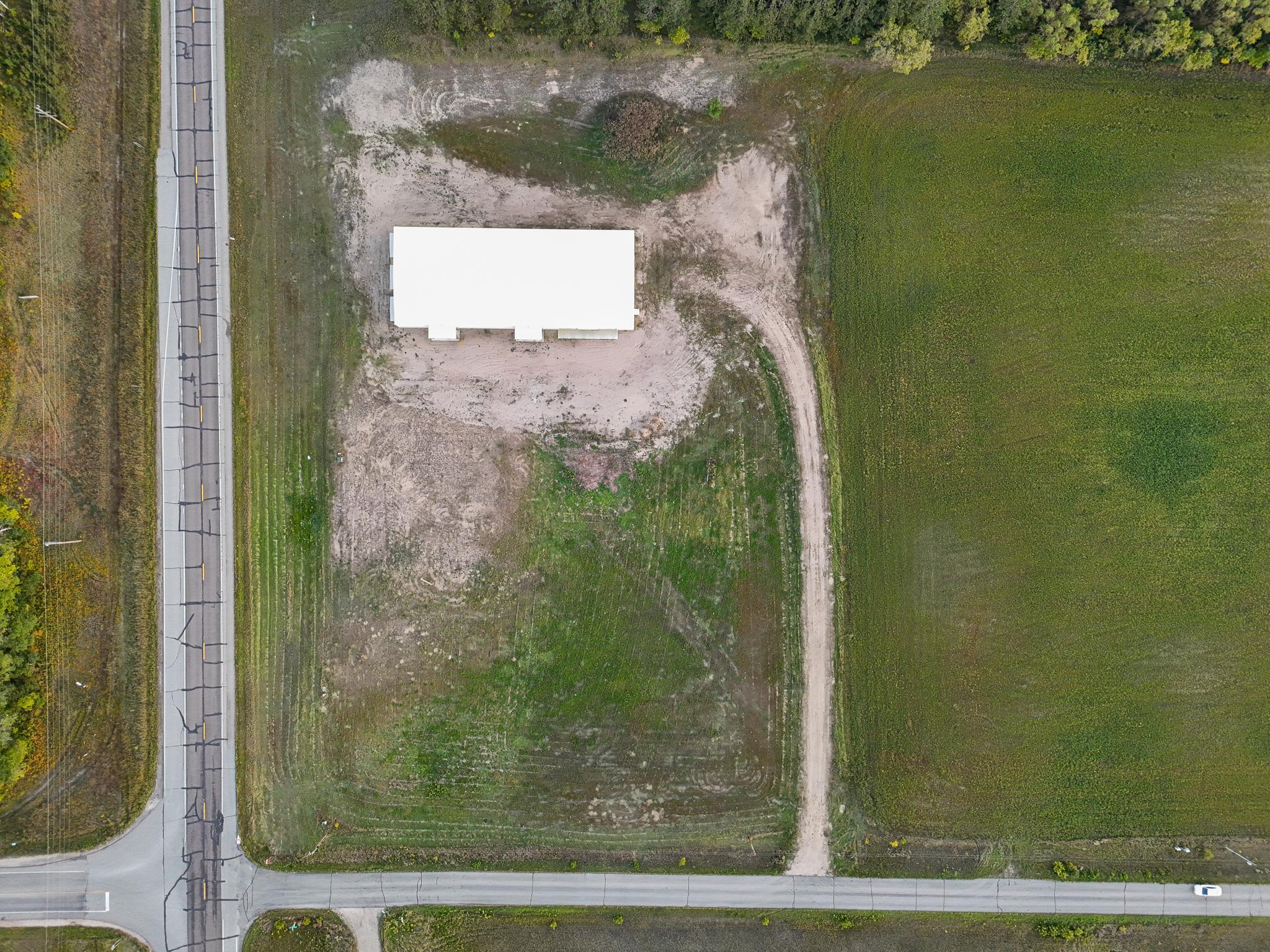 main property photo 25