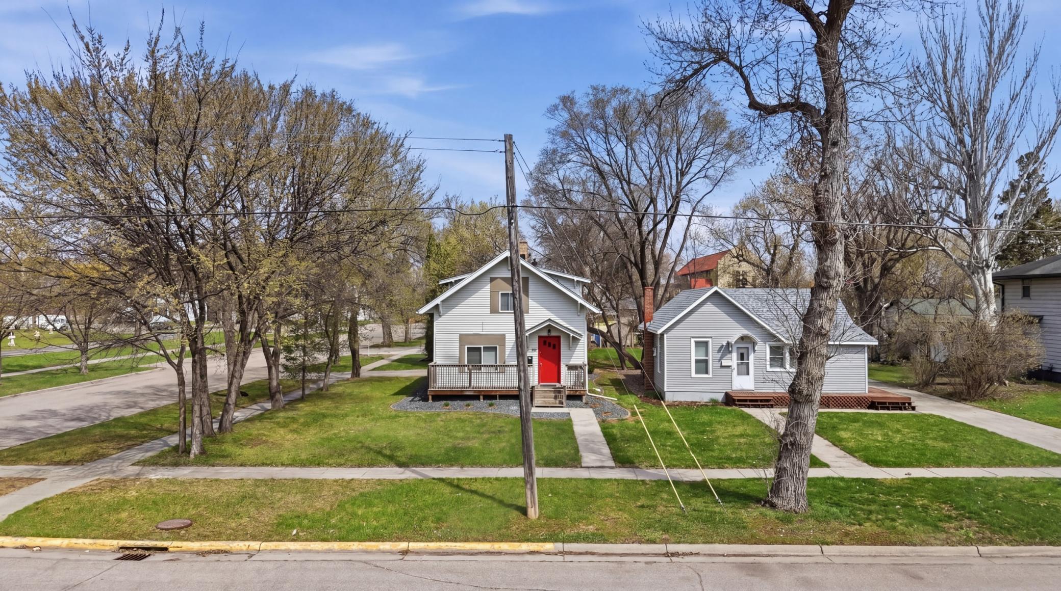 main property photo 27