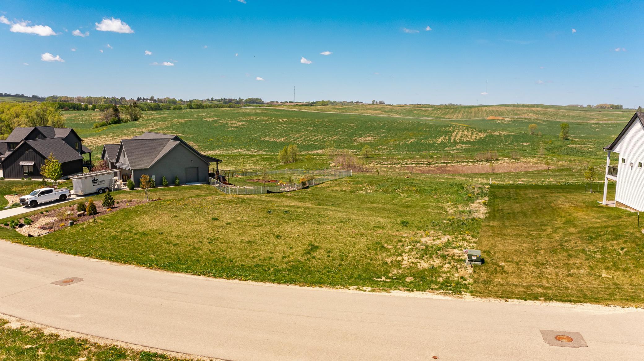 main property photo 9