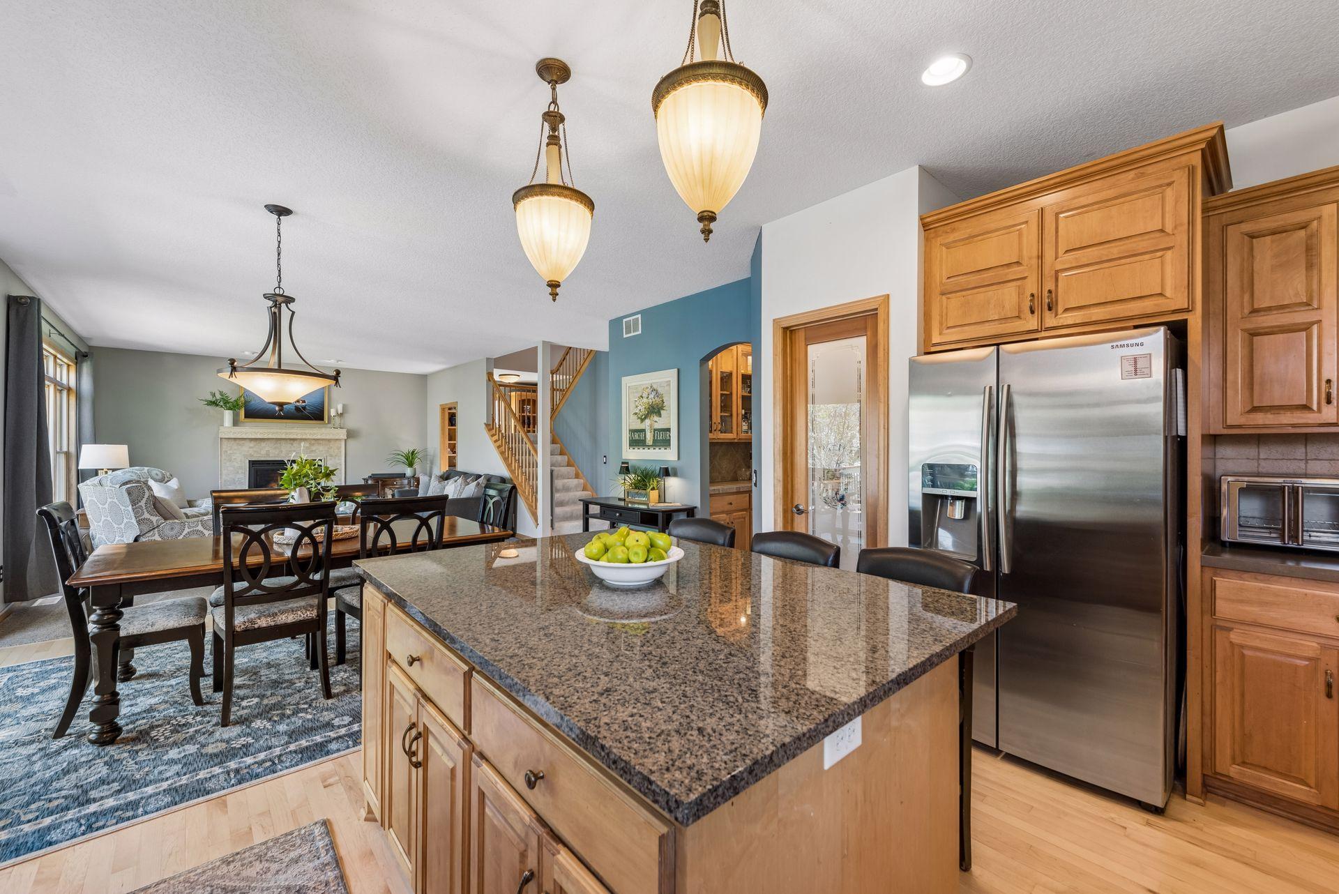 main property photo 6