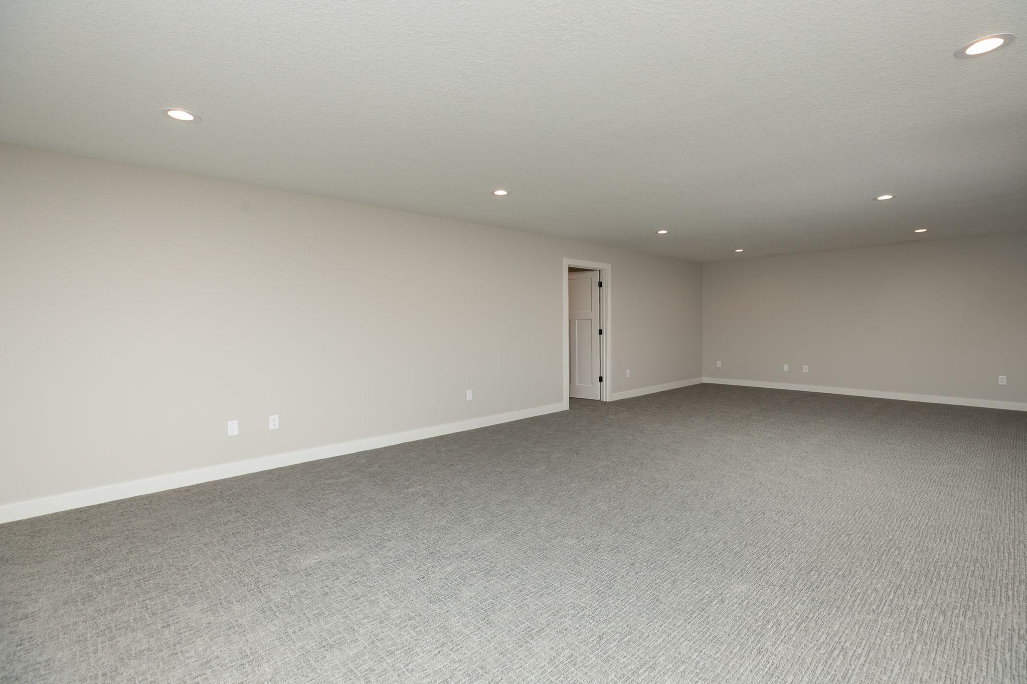 main property photo 74
