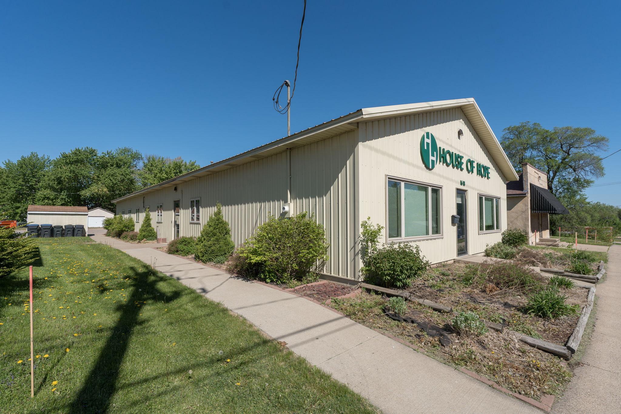 main property photo 7