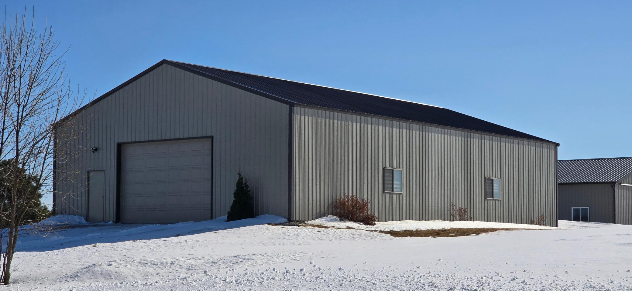 main property photo 50