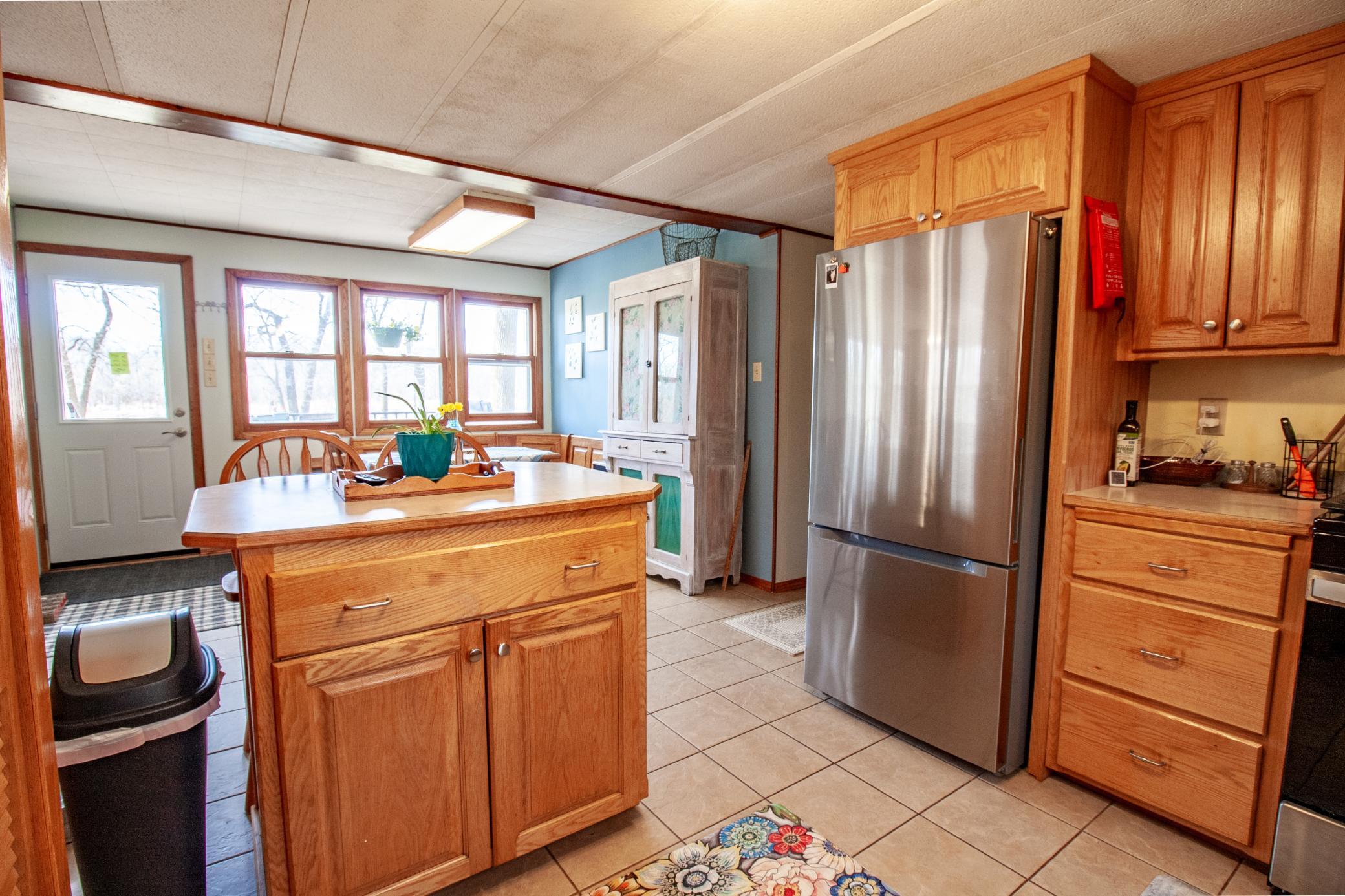 main property photo 29
