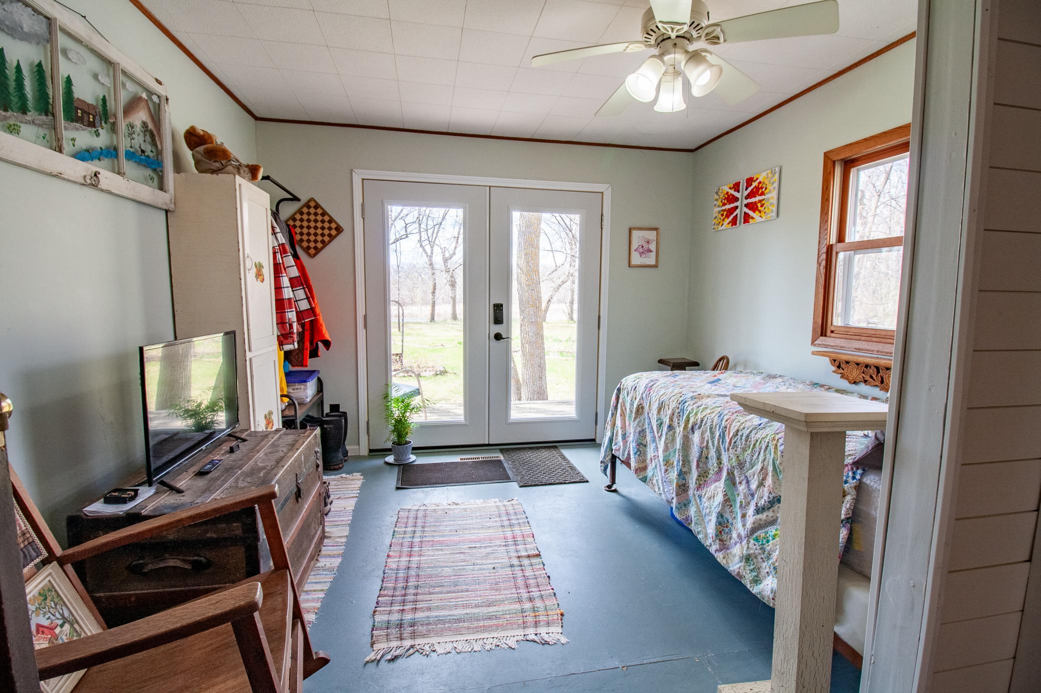 main property photo 35