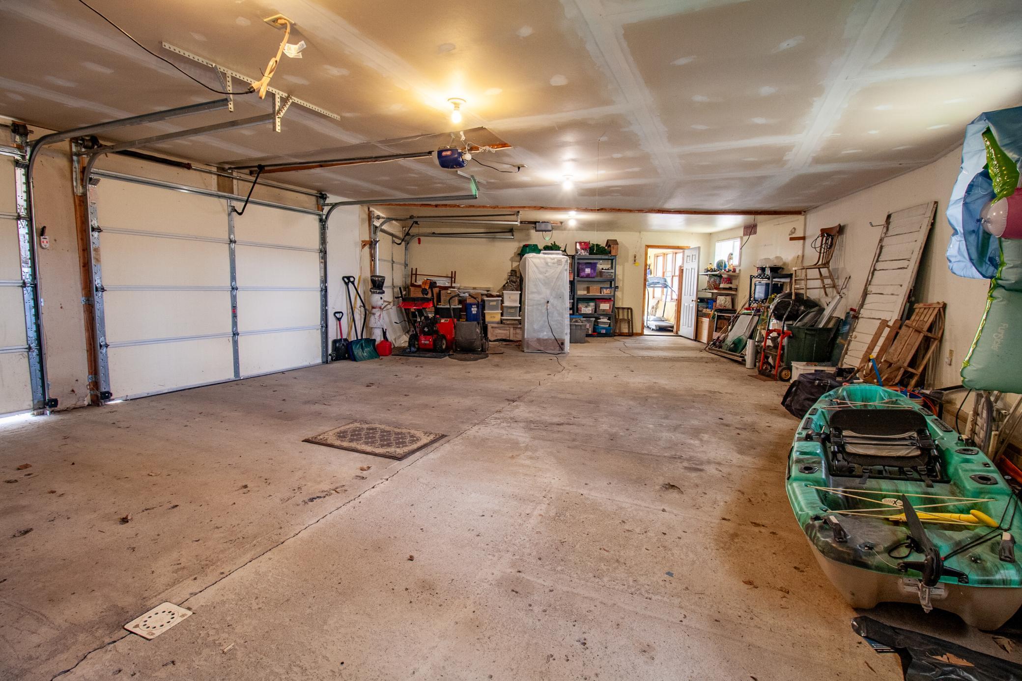 main property photo 77
