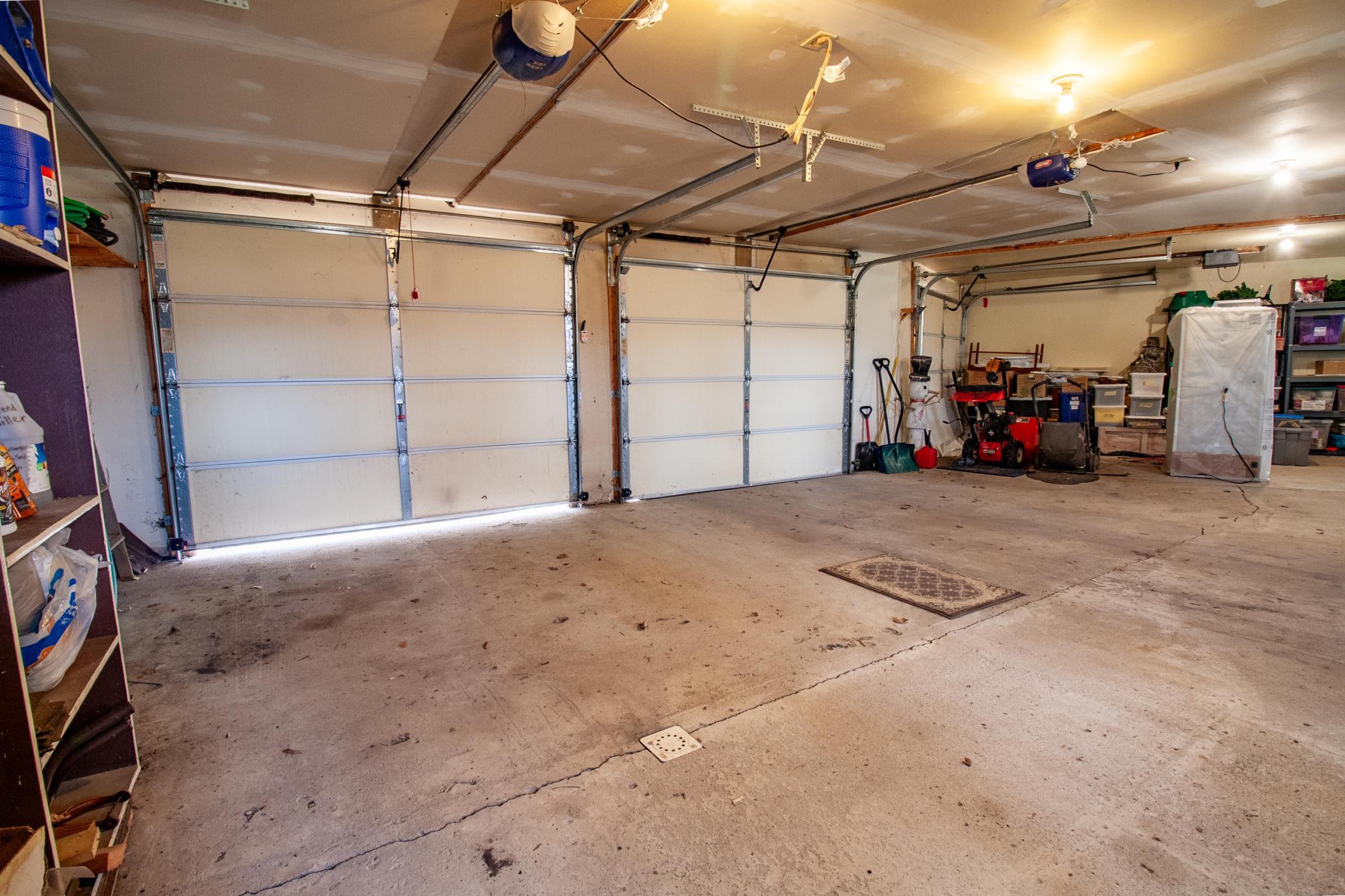 main property photo 78