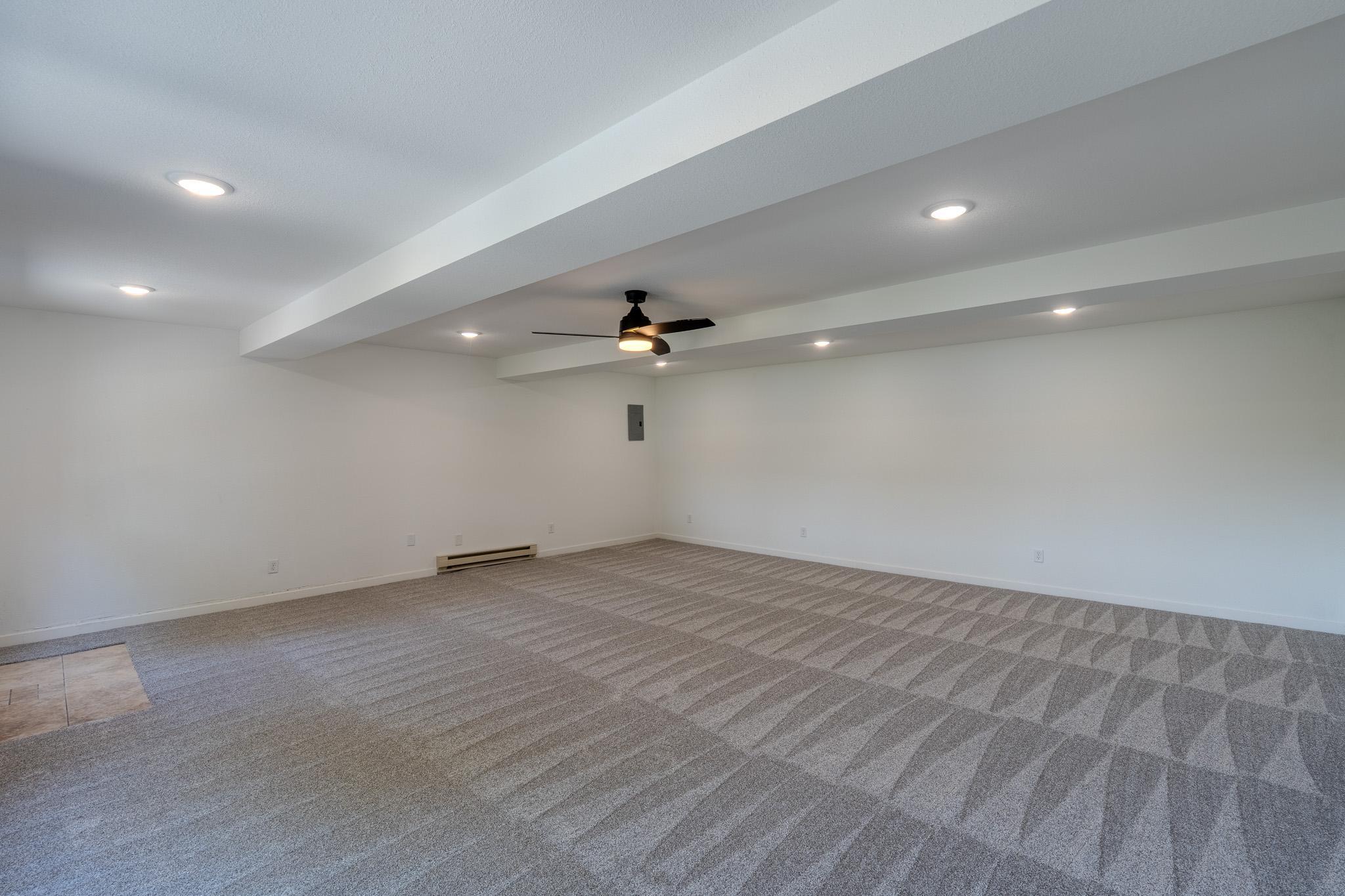 main property photo 89