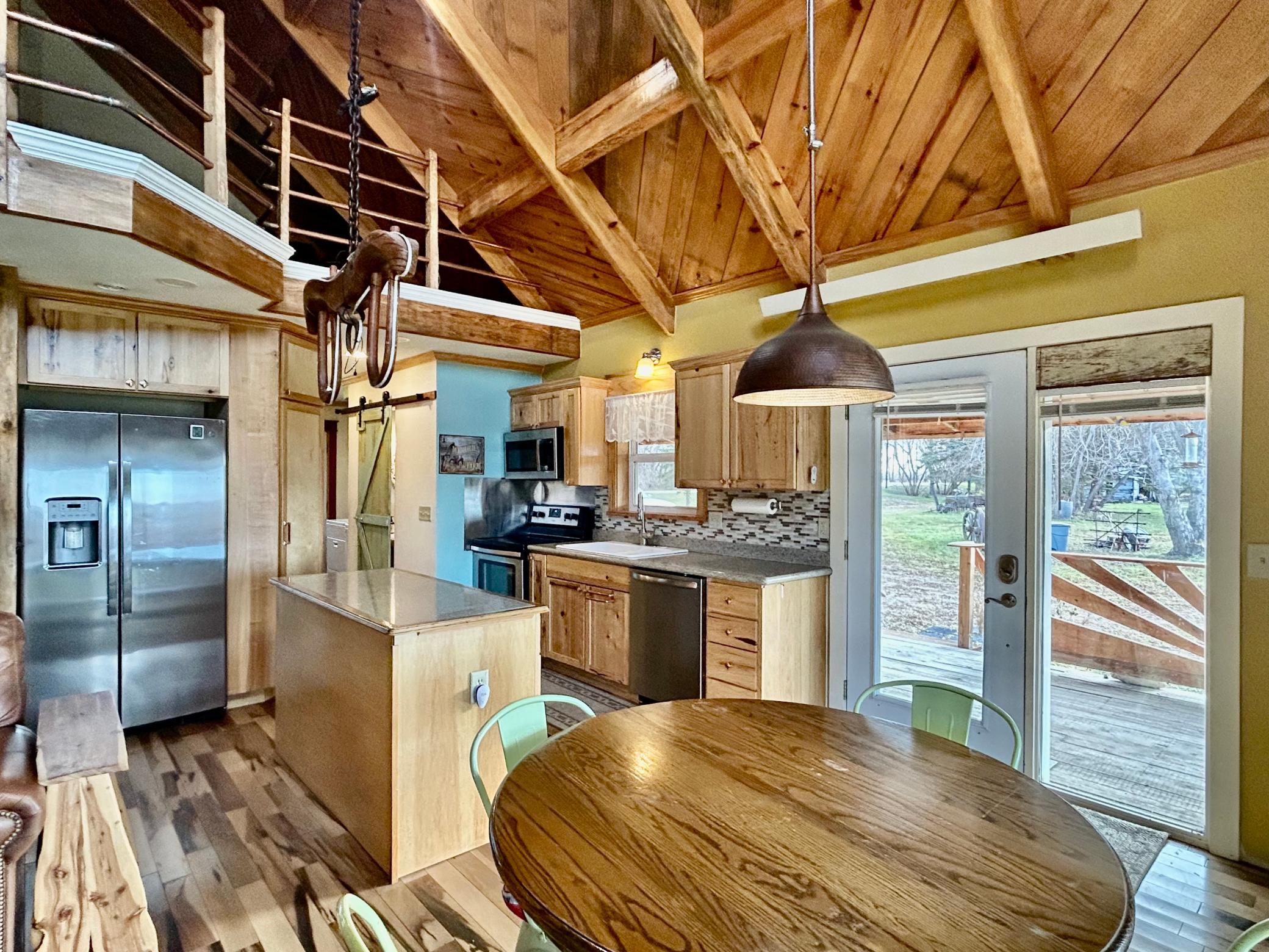 main property photo 13