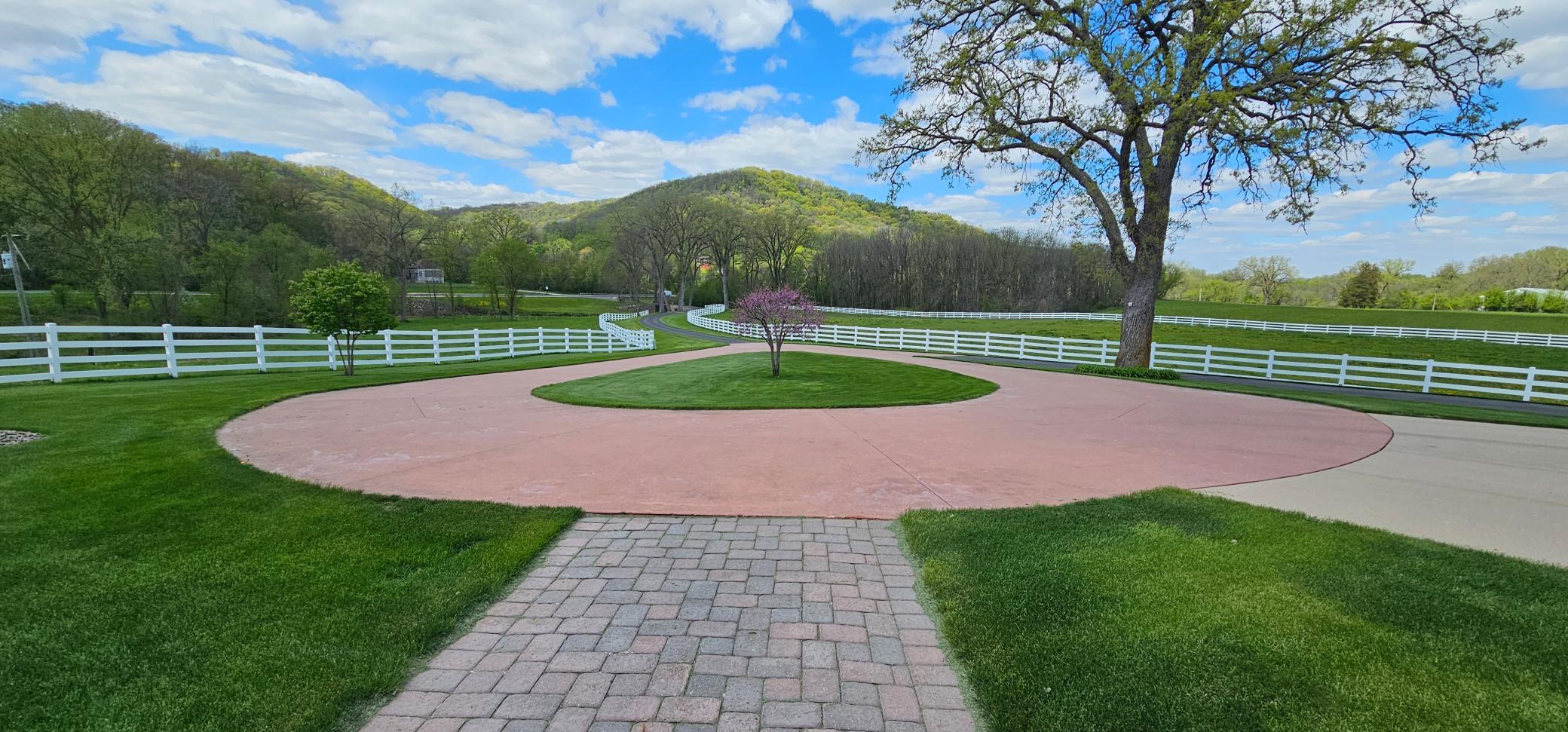 main property photo 6