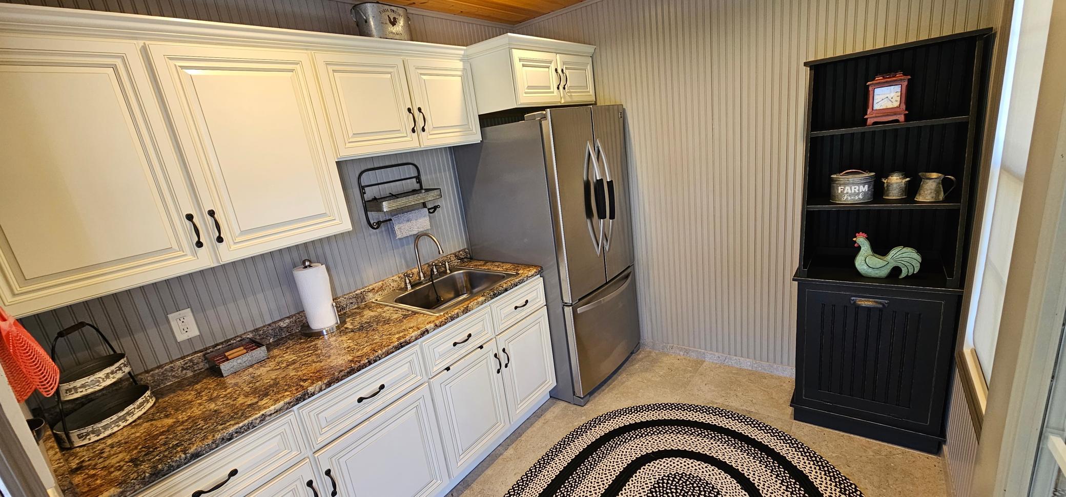 main property photo 74
