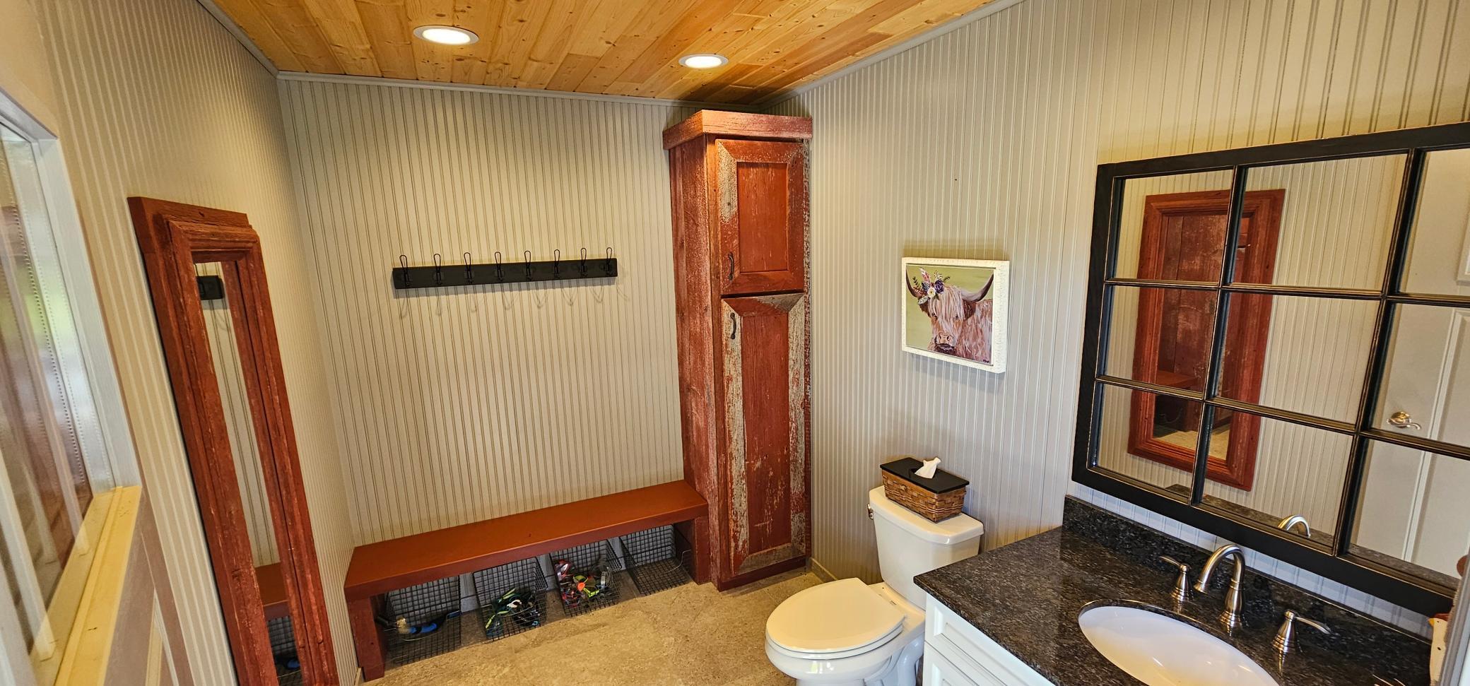 main property photo 77
