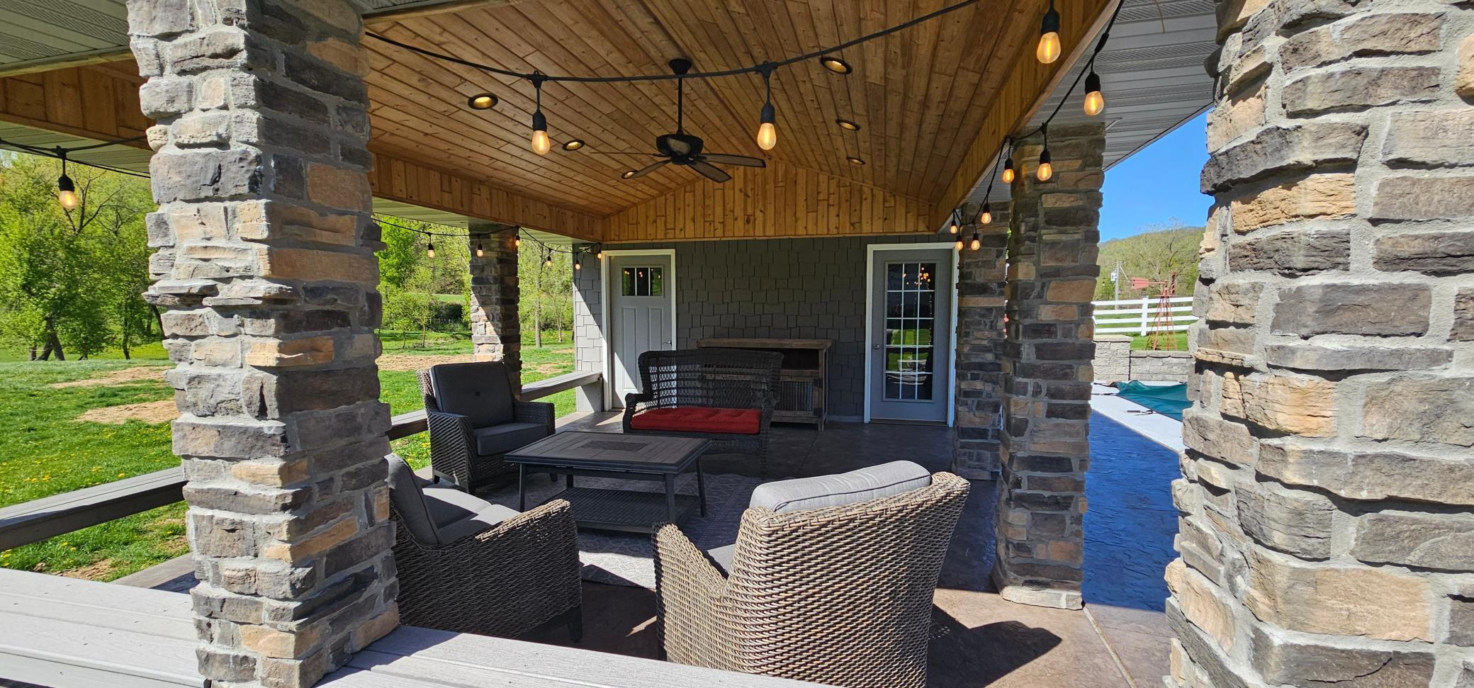 main property photo 78