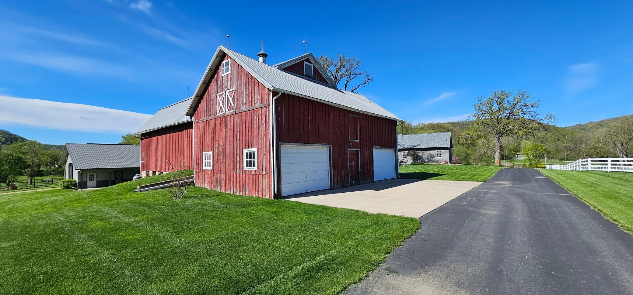 main property photo 89