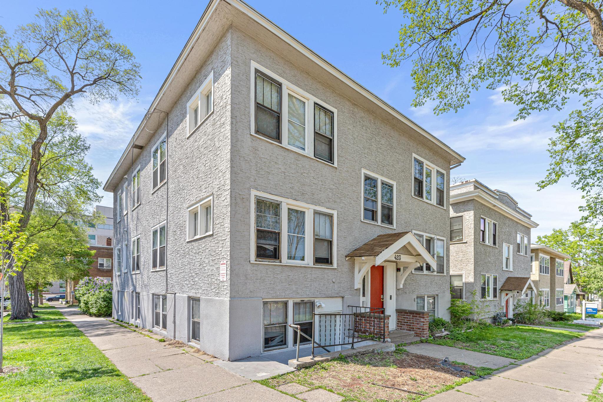 main property photo 13