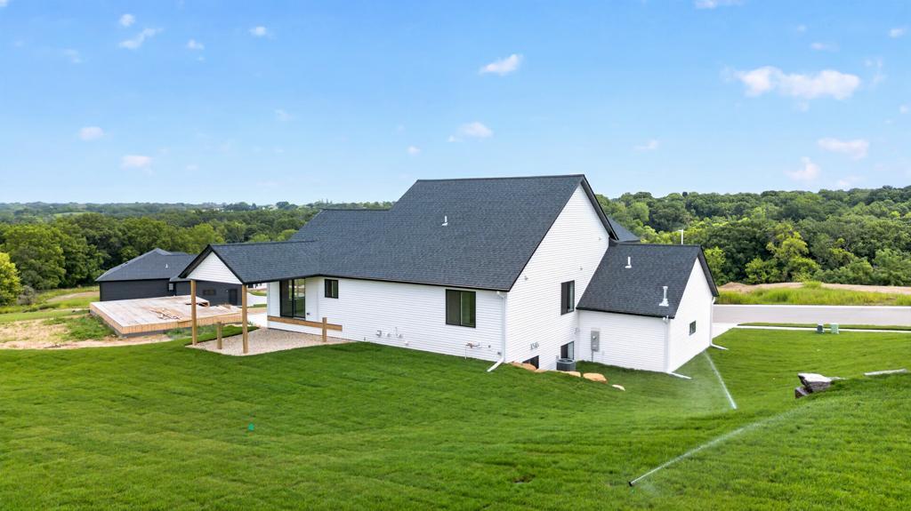 main property photo 51