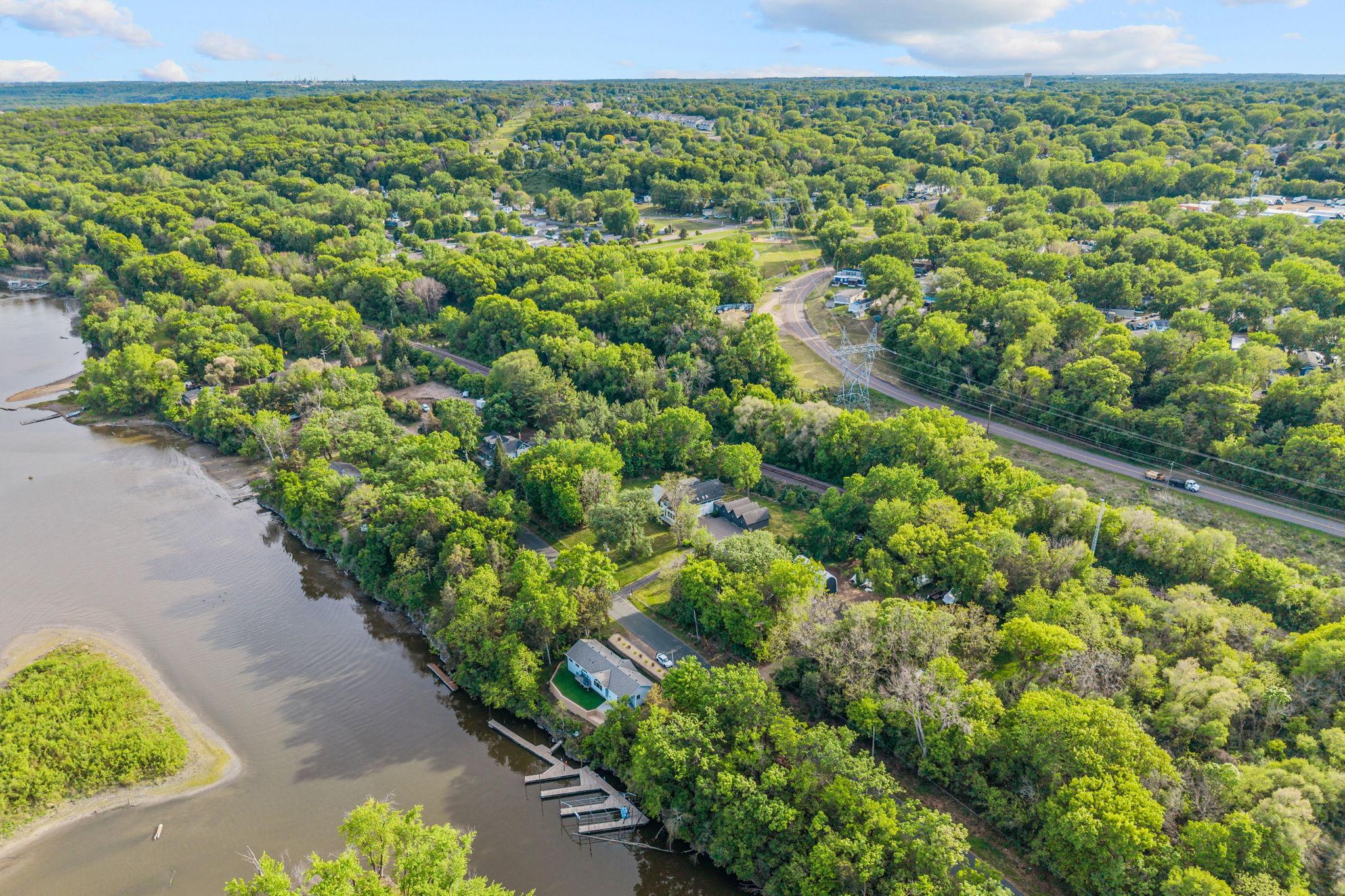 main property photo 106