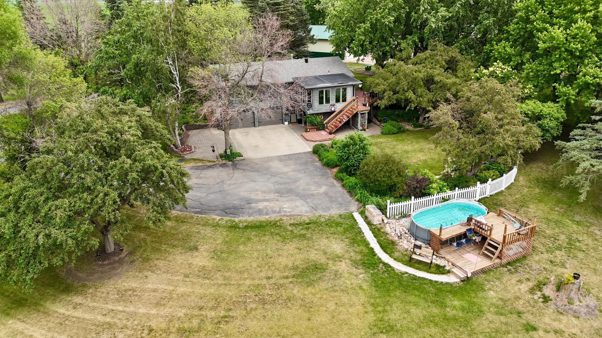 main property photo 79