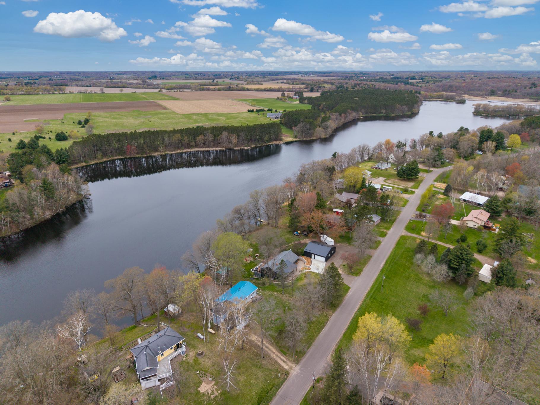main property photo 37
