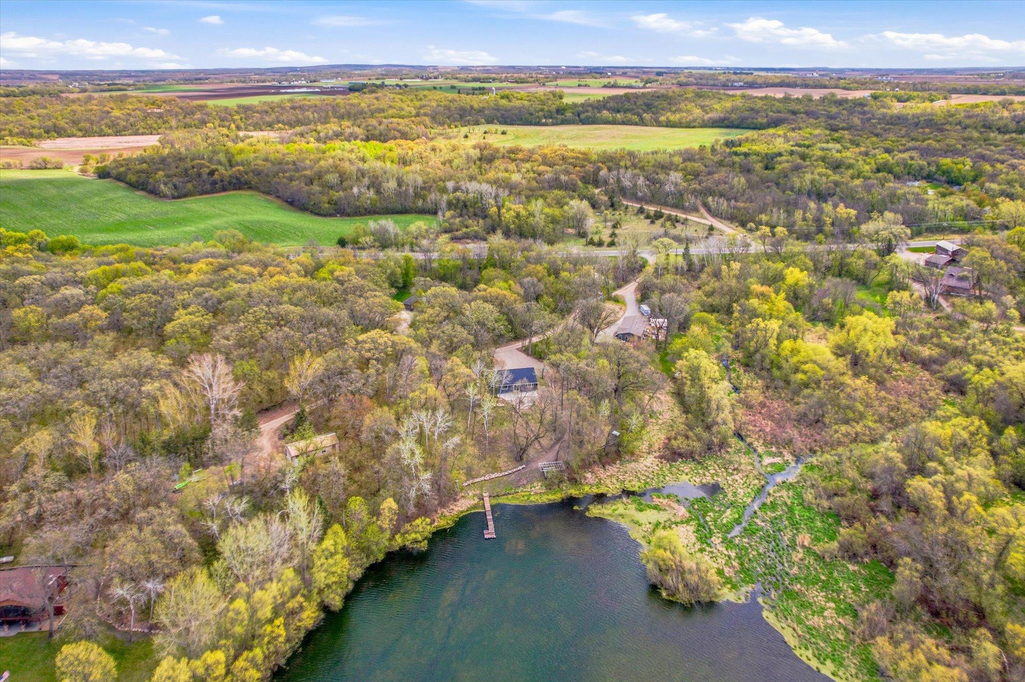 main property photo 40