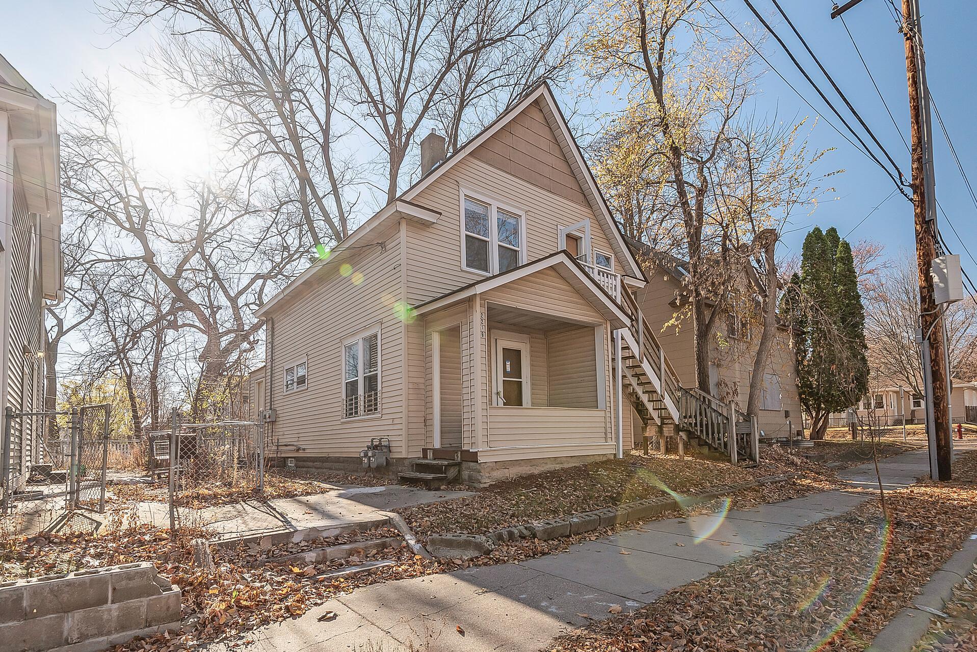 main property photo 24