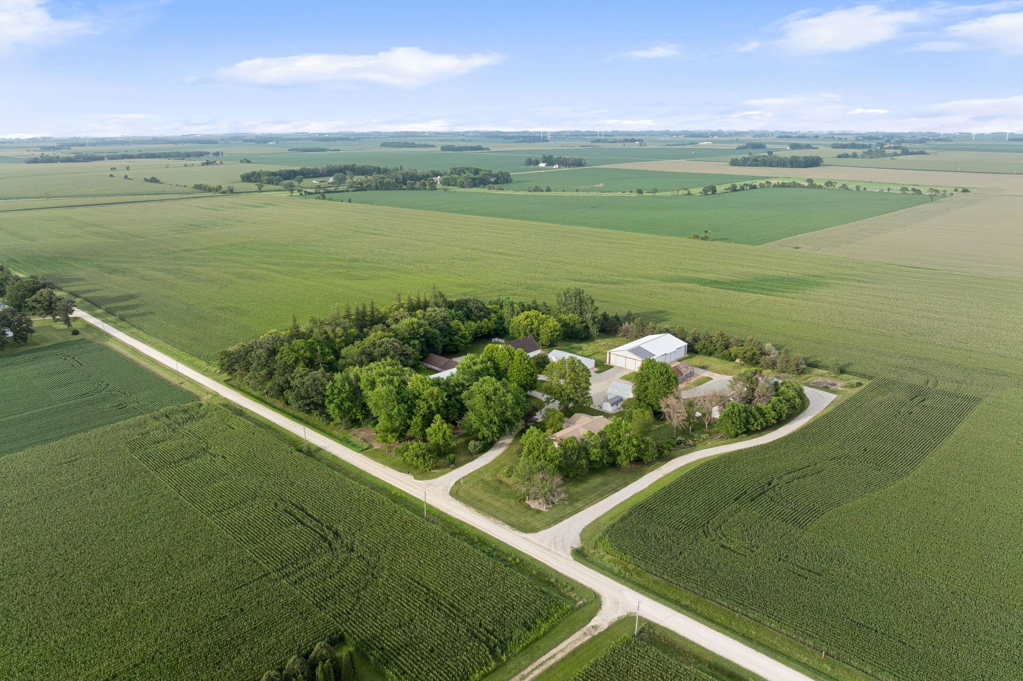 main property photo 22