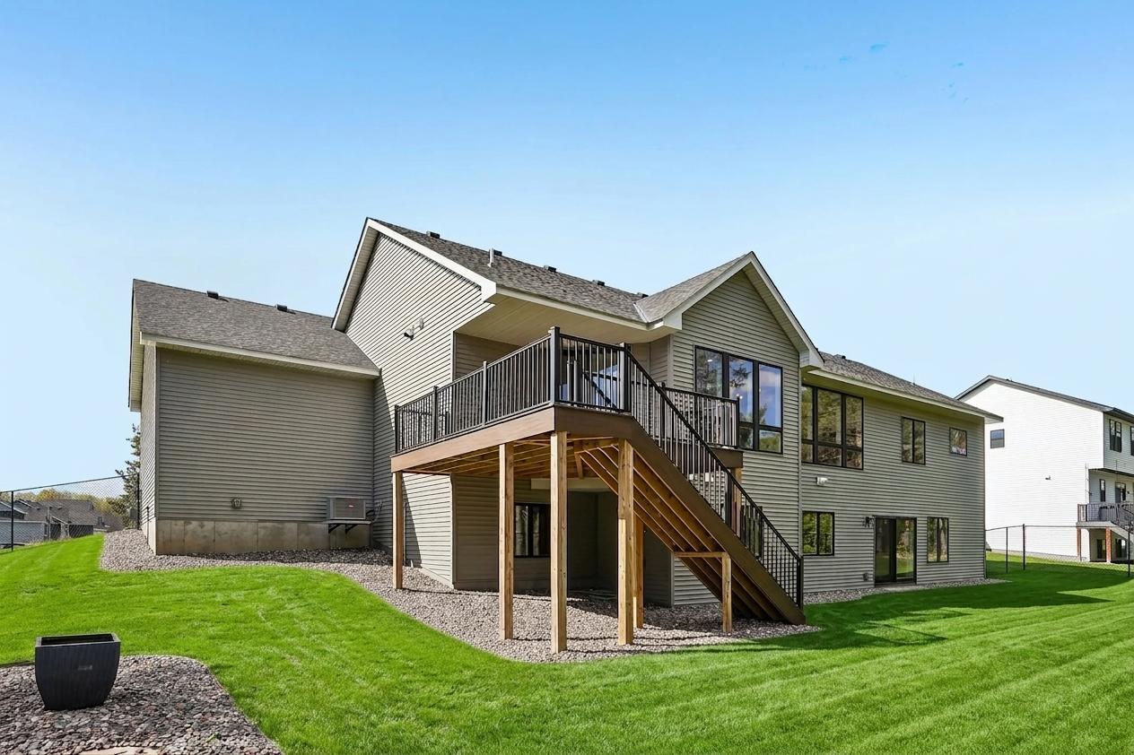 main property photo 59