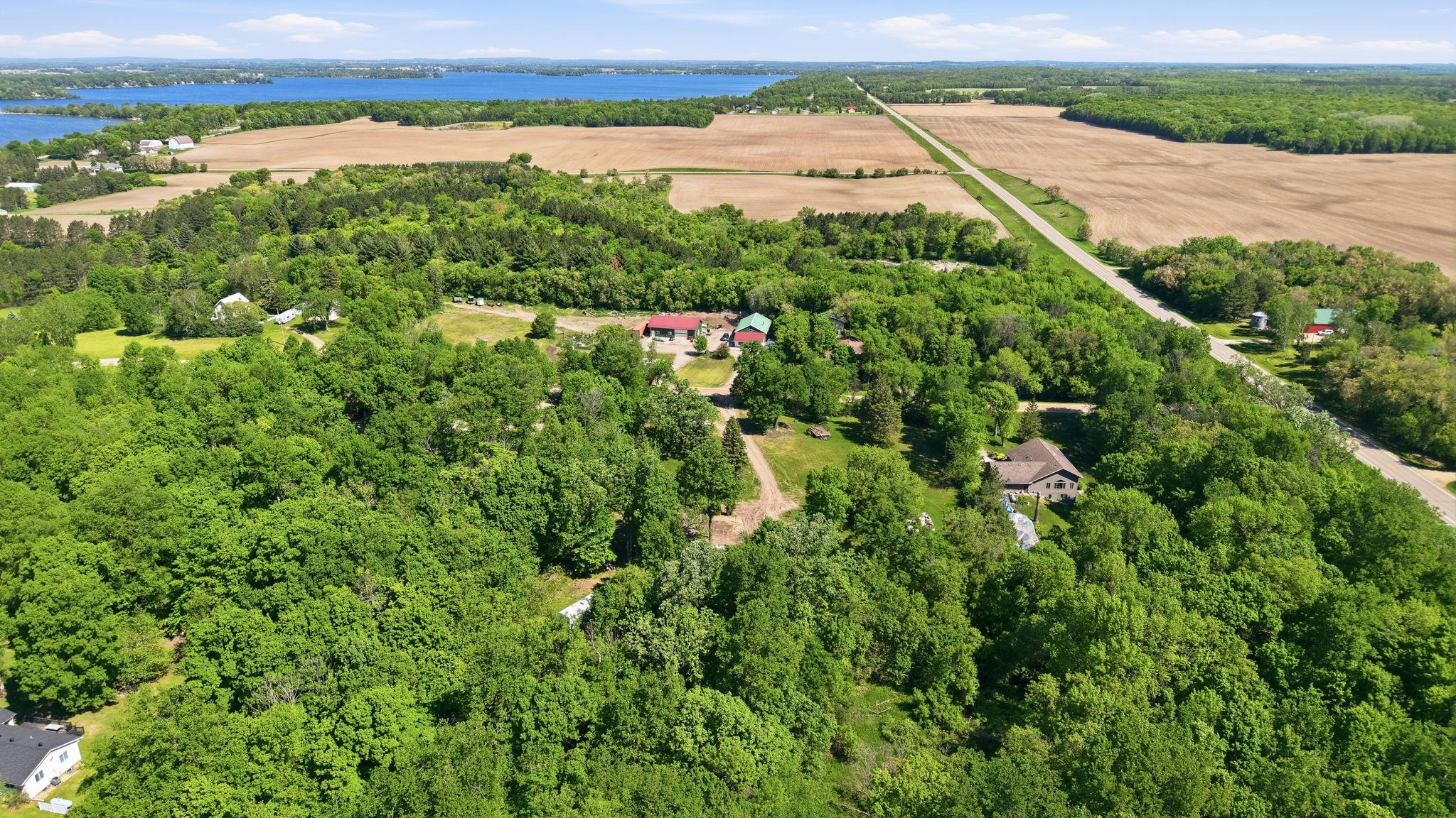 main property photo 4