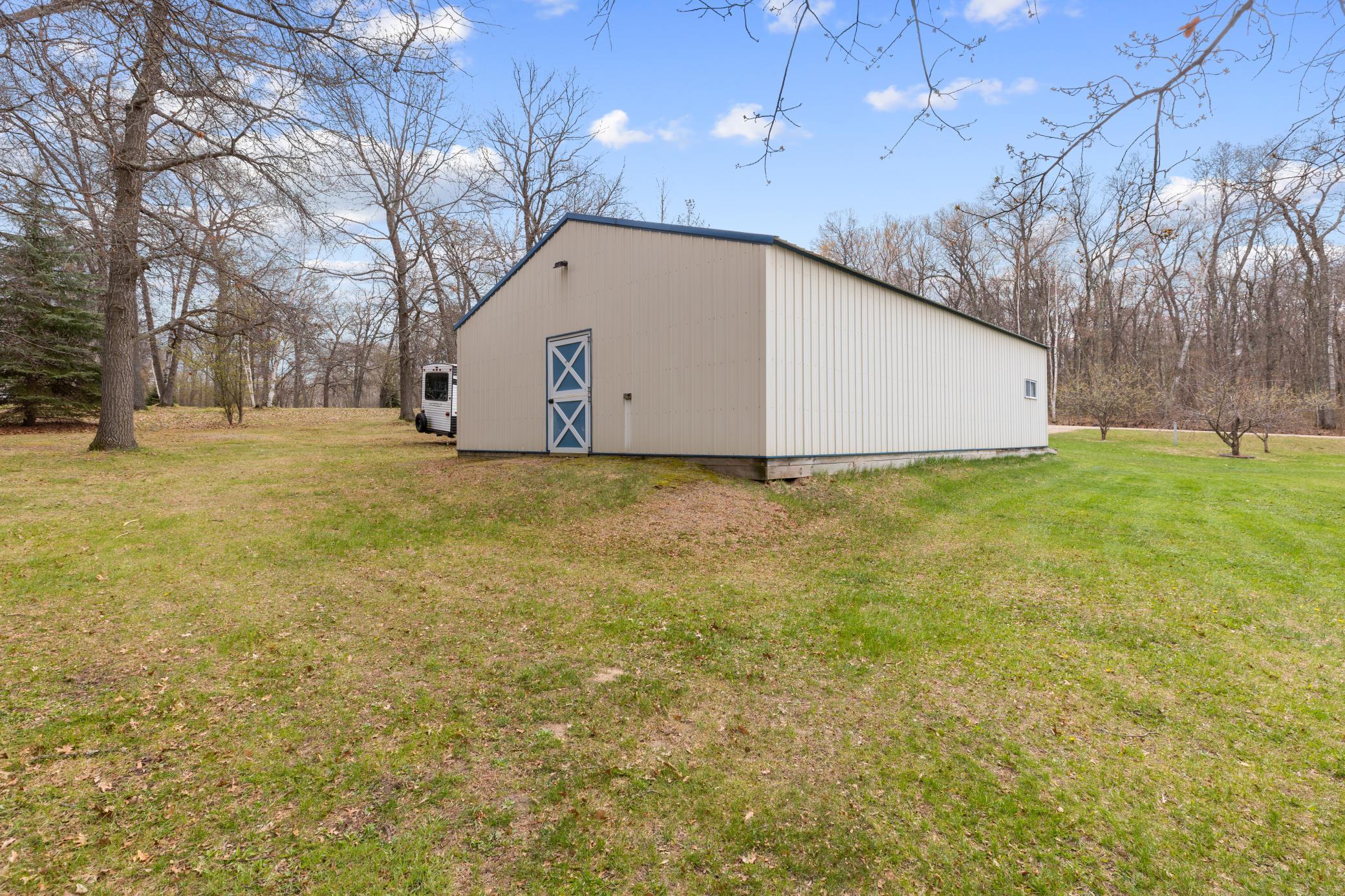 main property photo 18