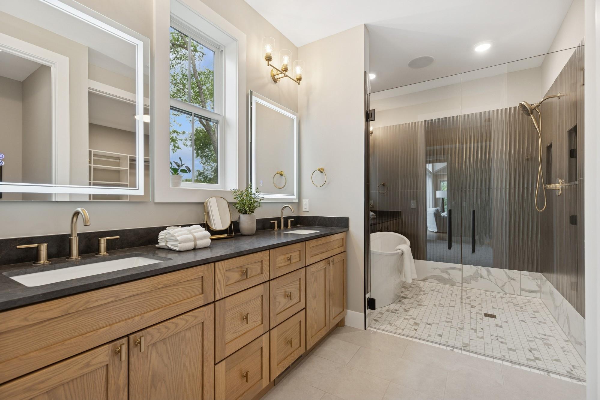 main property photo 87
