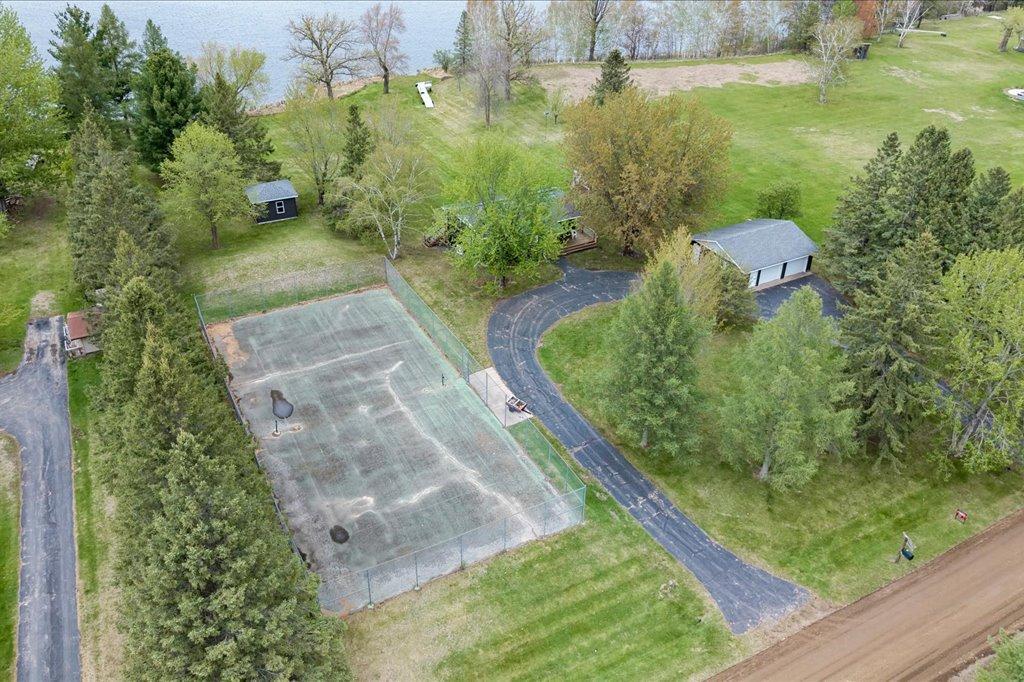 main property photo 37