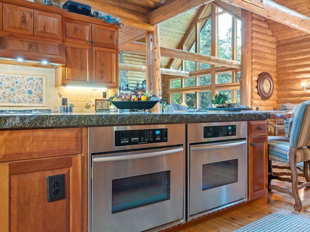 main property photo 123